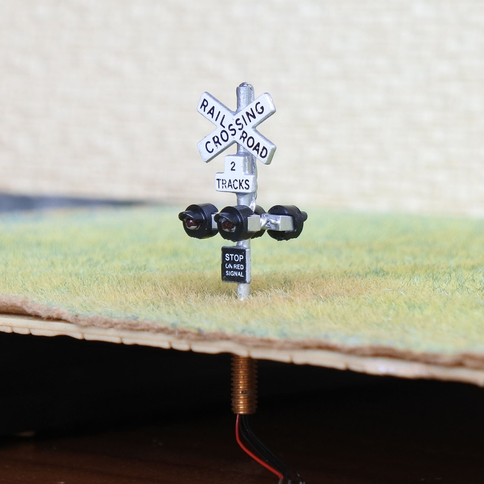 1 x N scale railroad grade crossing signal light 2 track sign LED made #csnSL3X