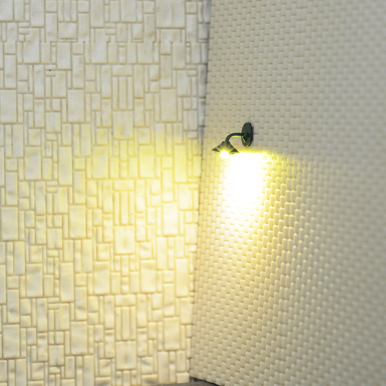 5 x OO / HO scale street bracket light model wall lamp posts LED building #R21BG