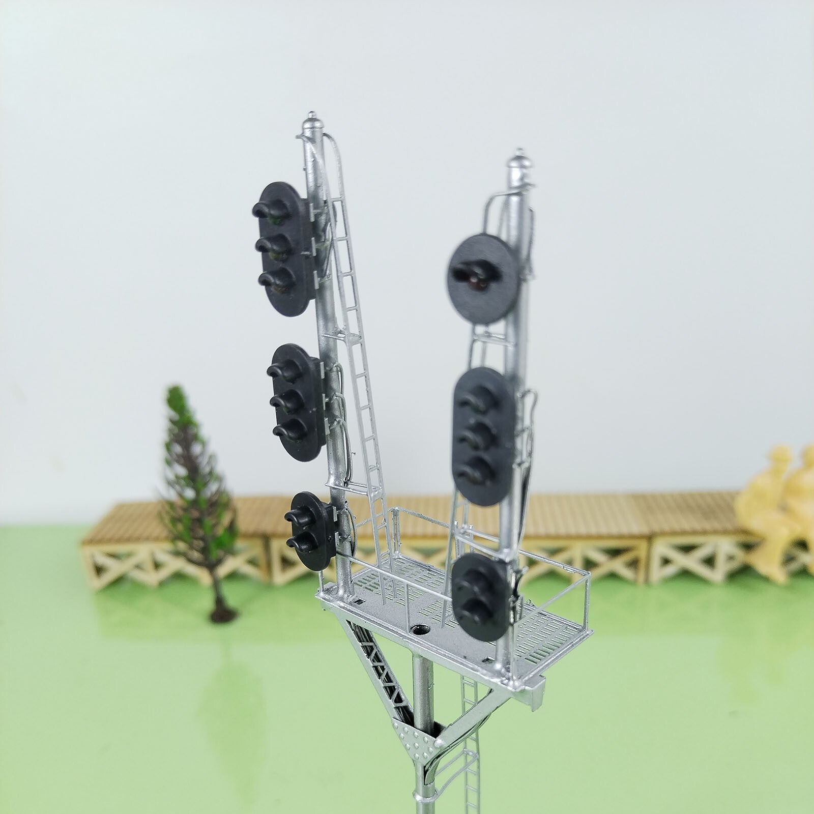 1 x HO scale model railroad tower block signal goalpost bracket 6 faceplate #B6