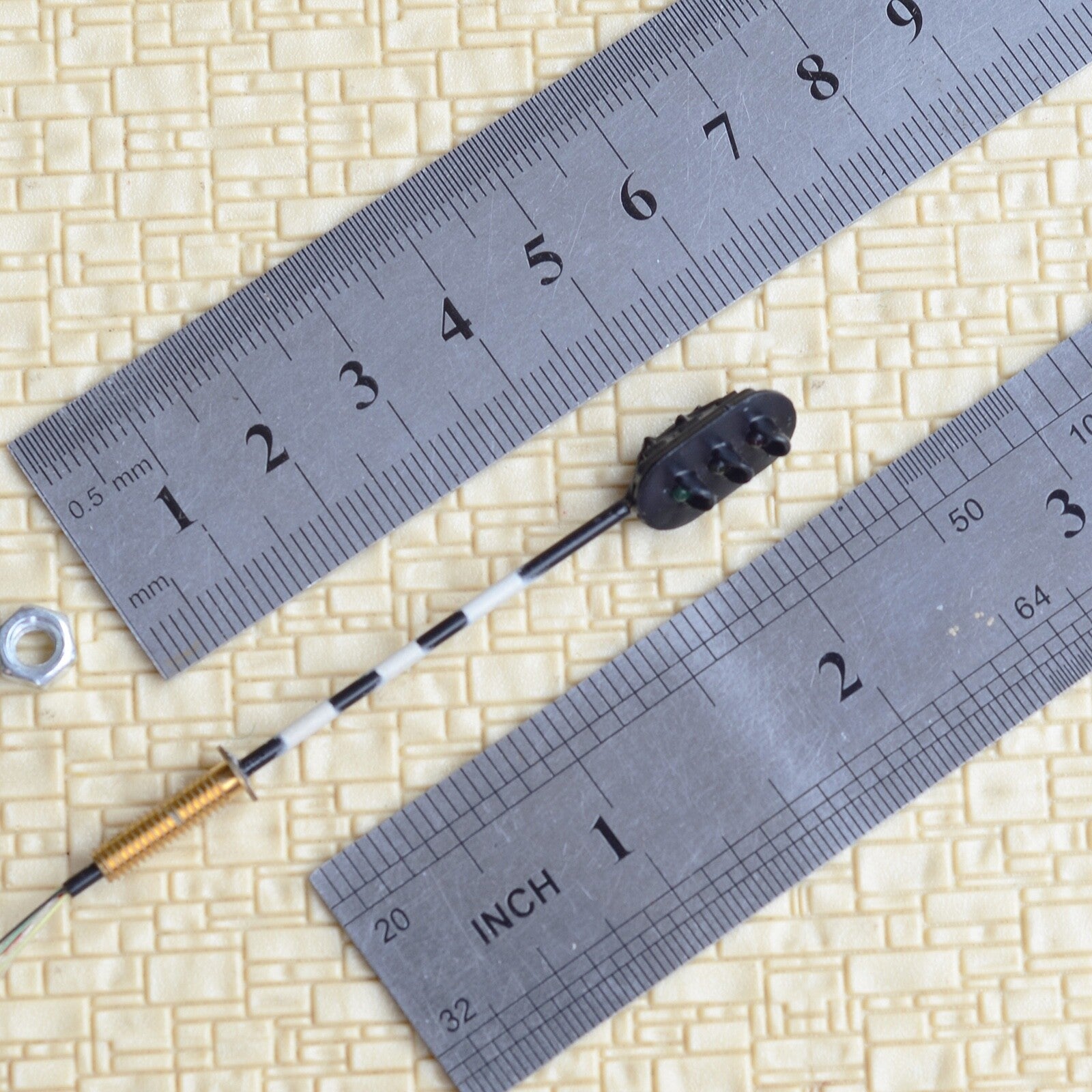 2 x traffic signal LED pedestrian light HO scale model railroad zebra pole #TZ3