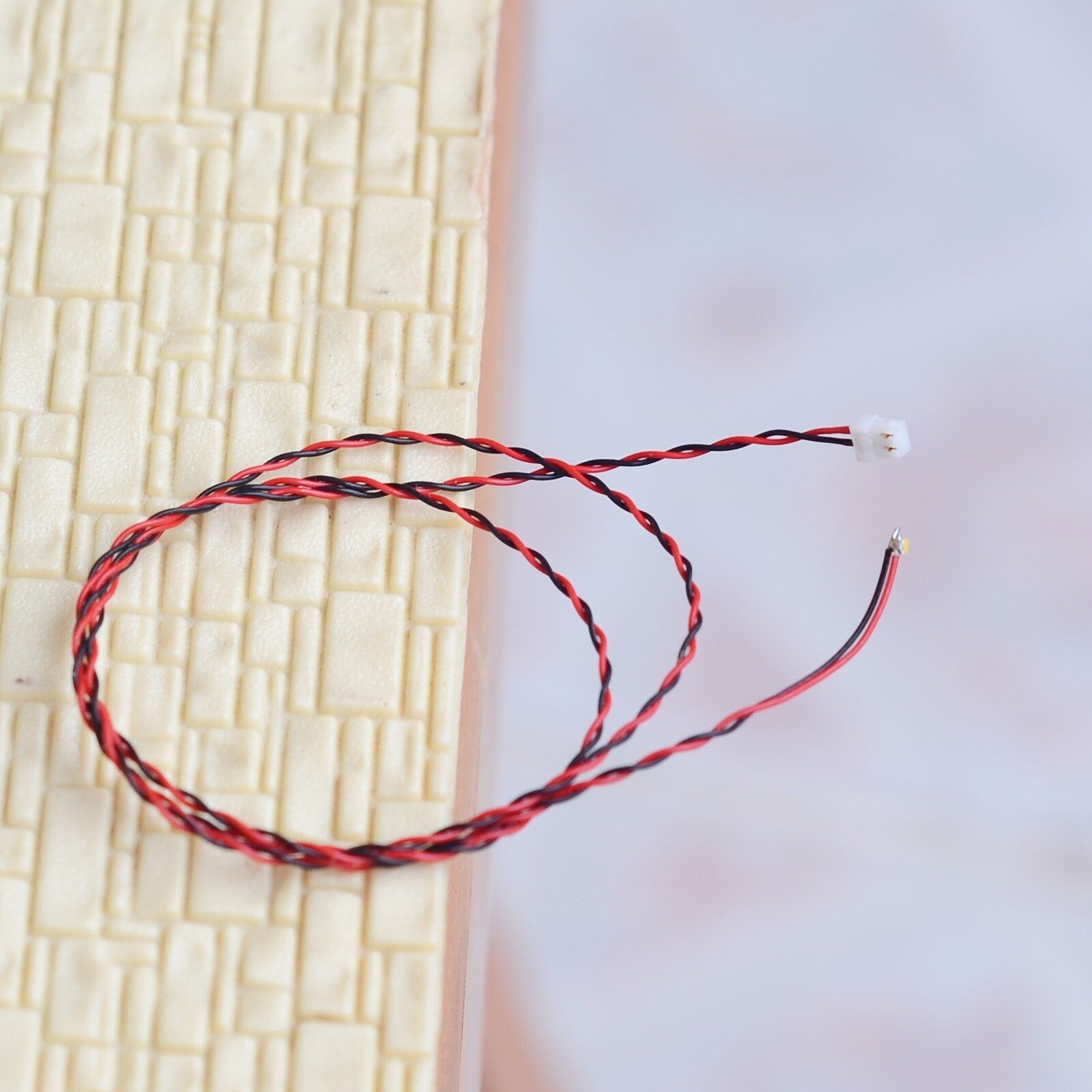 10 x twisted wired 0603 warm white SMD LEDs building interior light JST0.8 #J08W