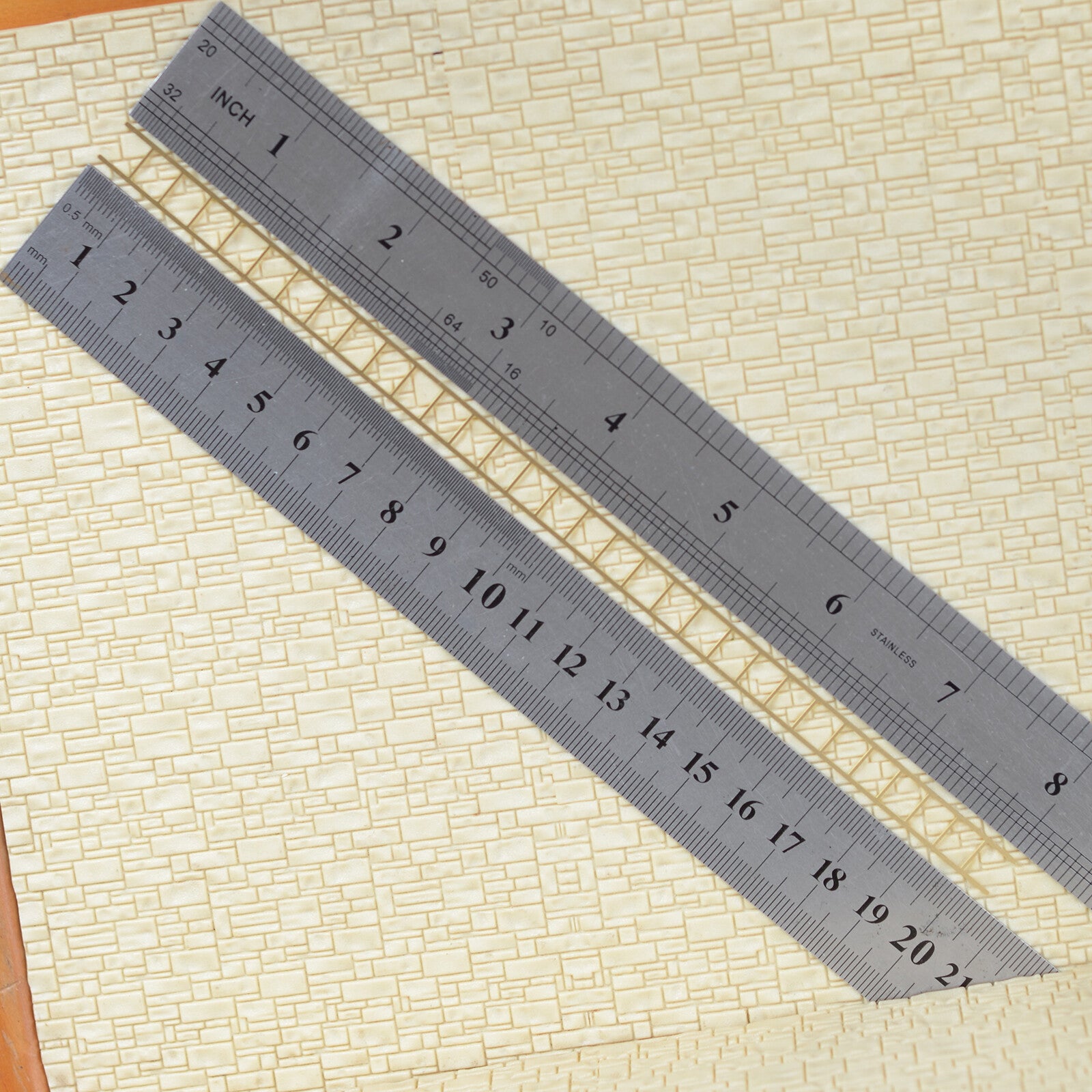 5 x O scale model railroad coppery ladders brass solderable structure building