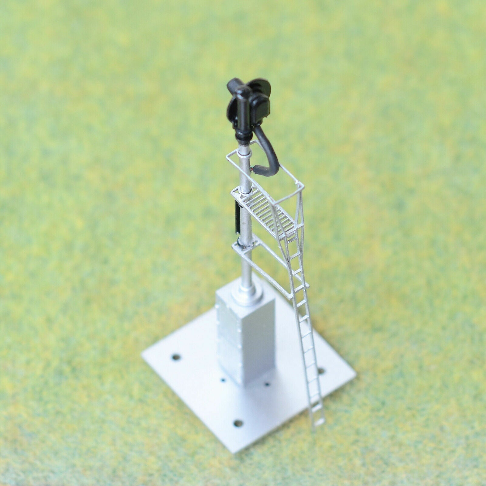 1 x HO scale model railroad Bi-Colors searchlight signal fine metal made #03RB