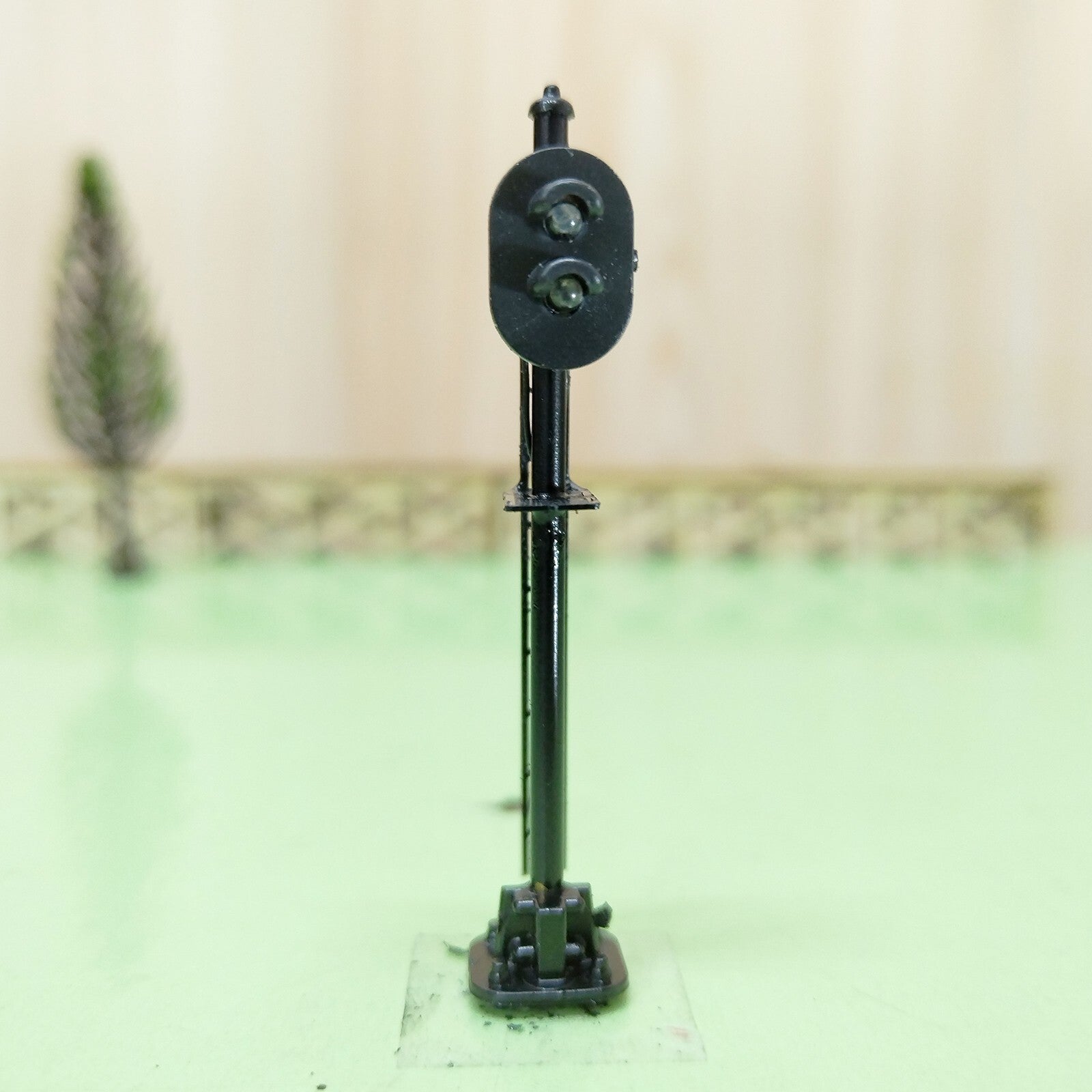 1 x black signal target for cantilever signal bridge making 3 aspects #FB02