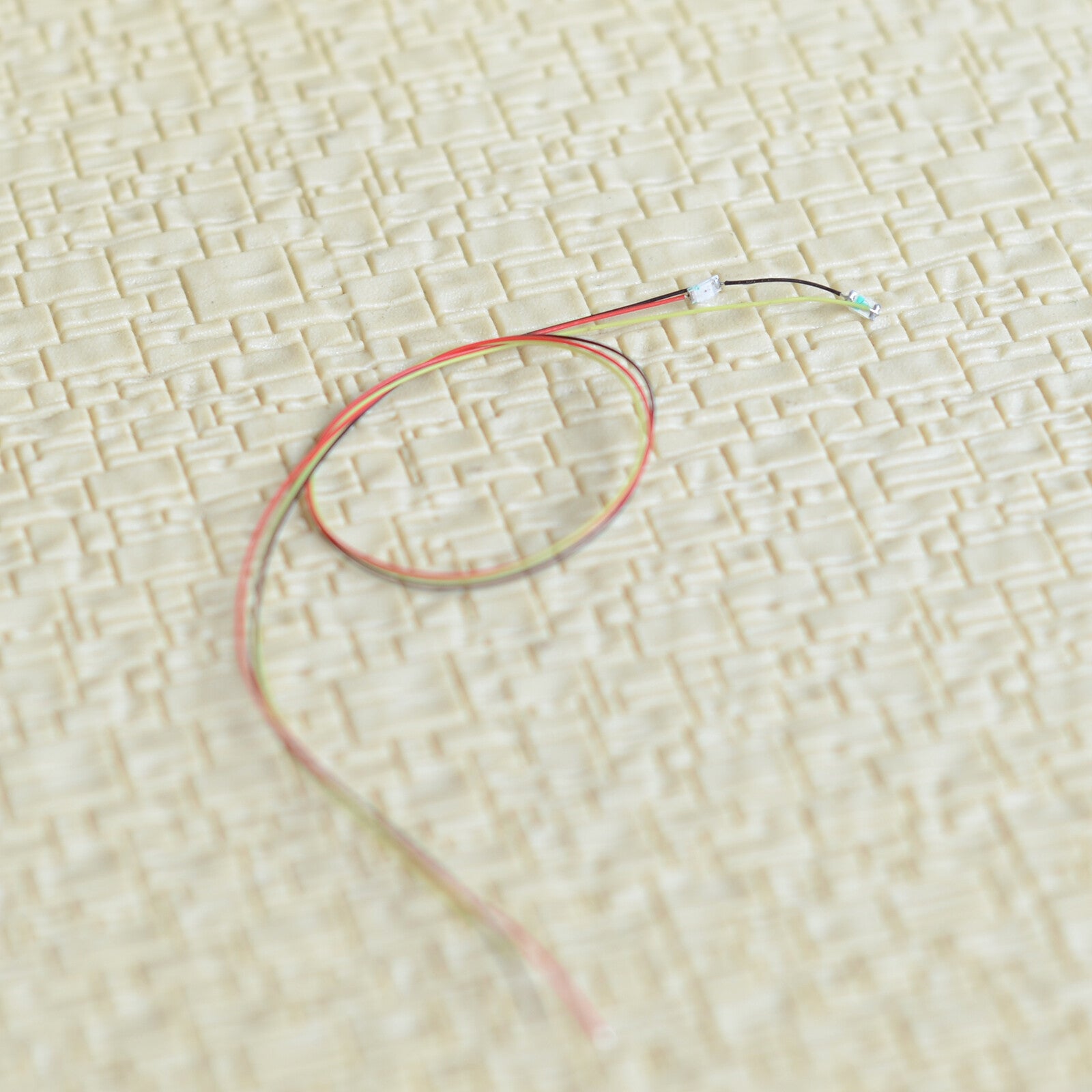 10 x wired SMD LEDs #1530 for Darth Vader style signal fit my target faces #2YG