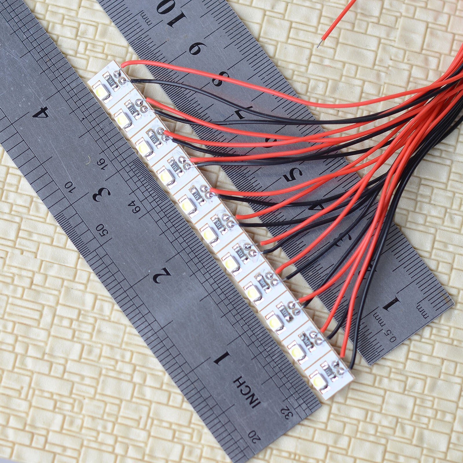 11 x pre-wired cold white 12V SMD LED building interior lighting with wires