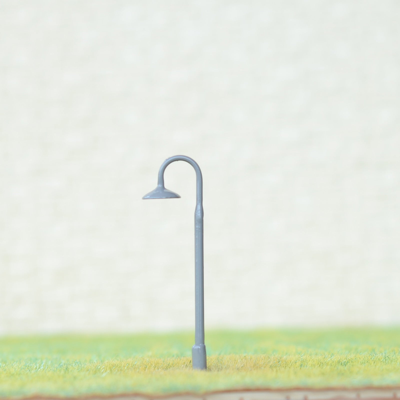 5 x OO / HO scale LED station light model train street path lamp post #705sGR