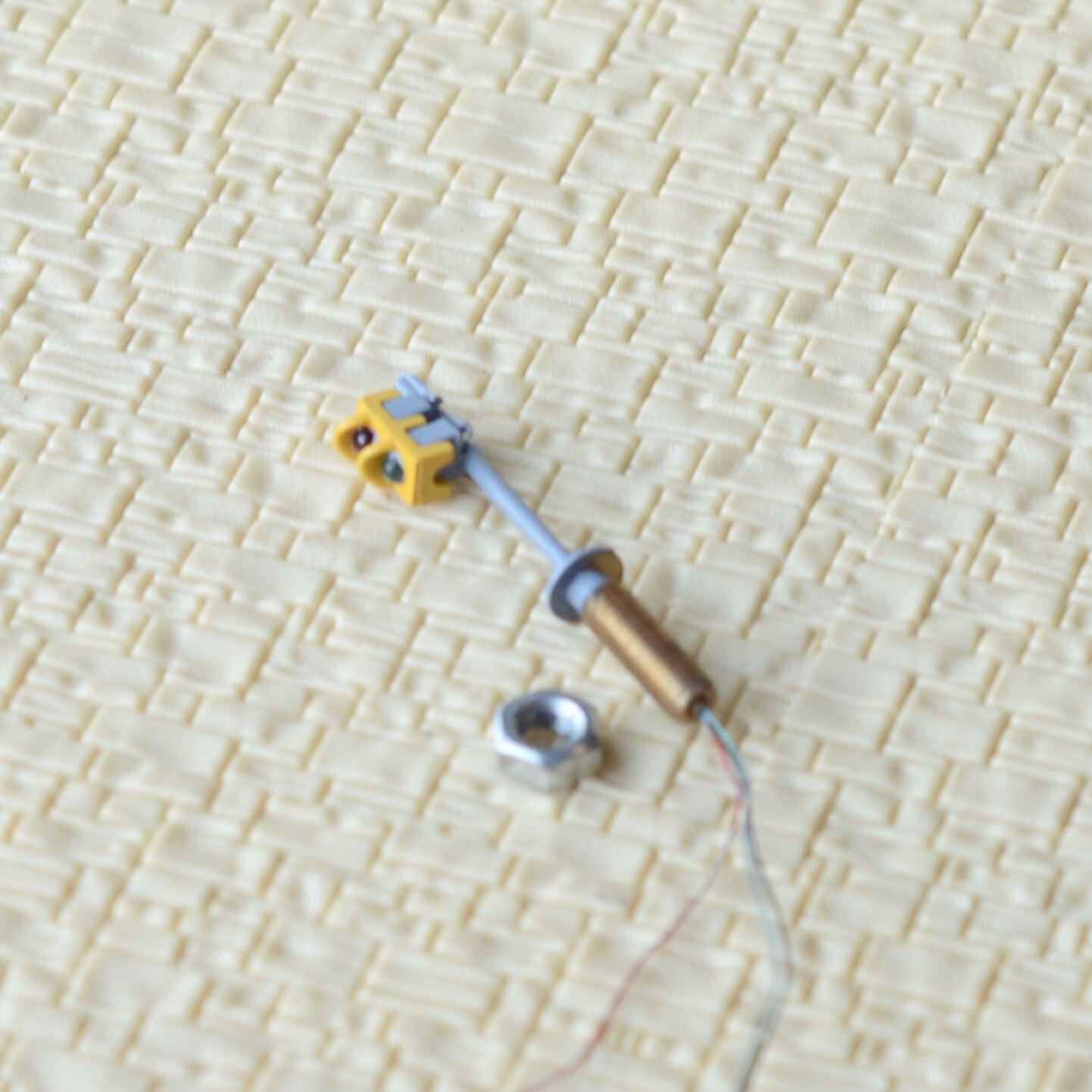 2 x traffic signal light N scale model railroad crossing walk pedestrian #OR2N