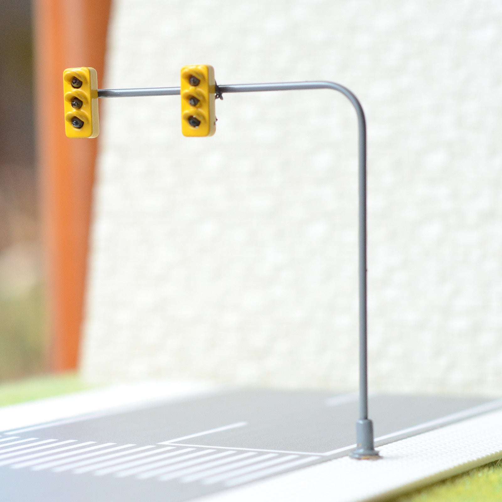 2 x HO / OO traffic light signal LED model train crossing walk Street #2BOR