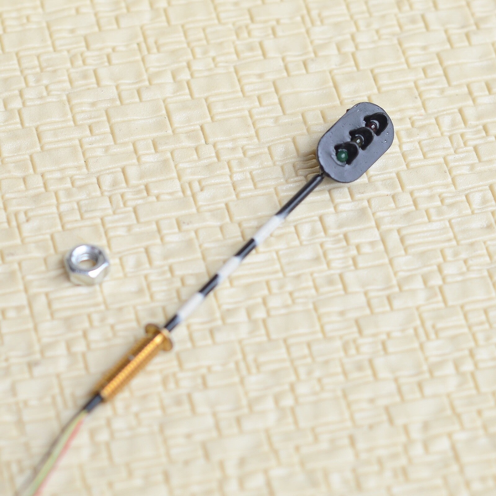 2 x traffic signal LED pedestrian light HO scale model railroad zebra pole #TZ3