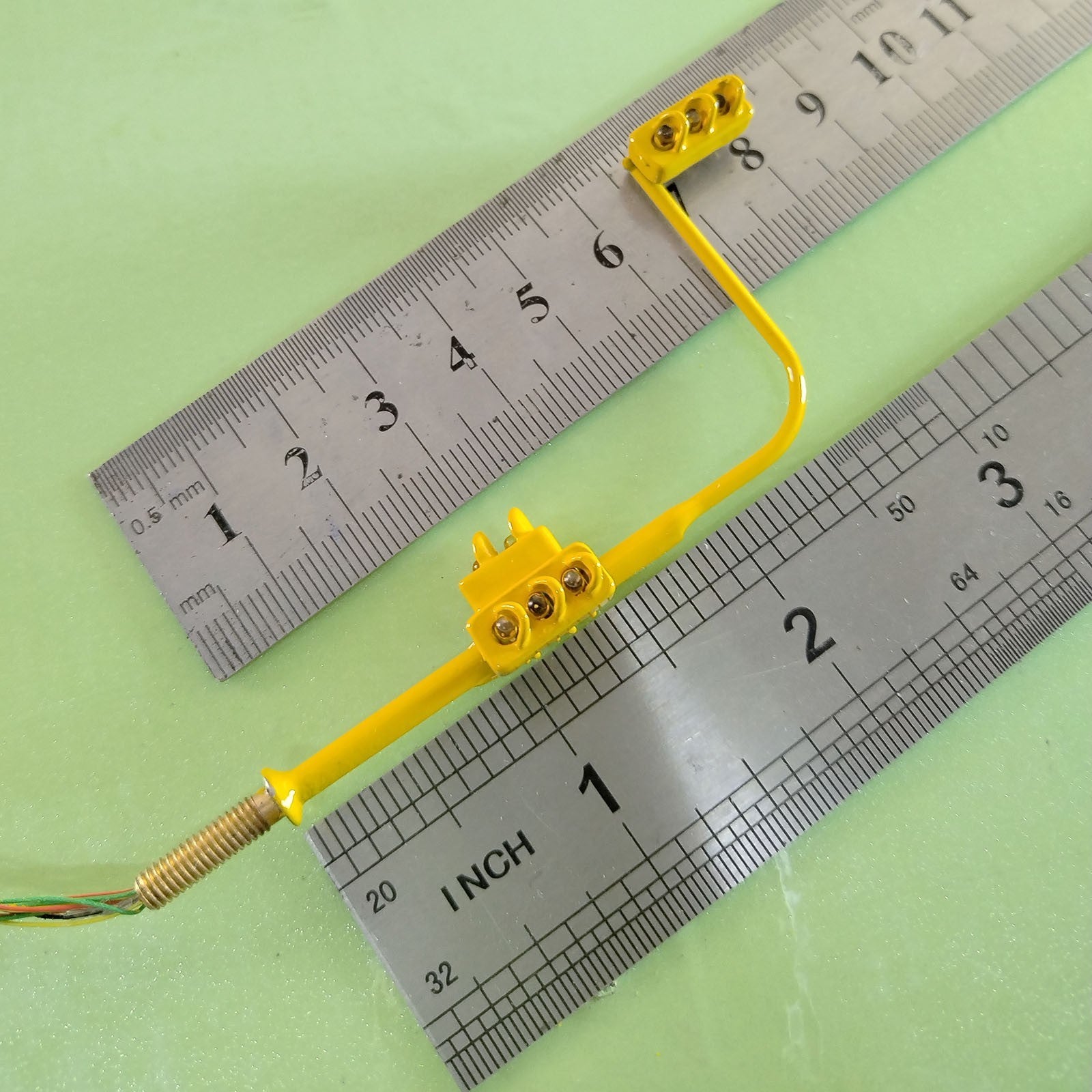 2 x HO / OO traffic light signal LED model train crossing walk pedstrain #2F3U3