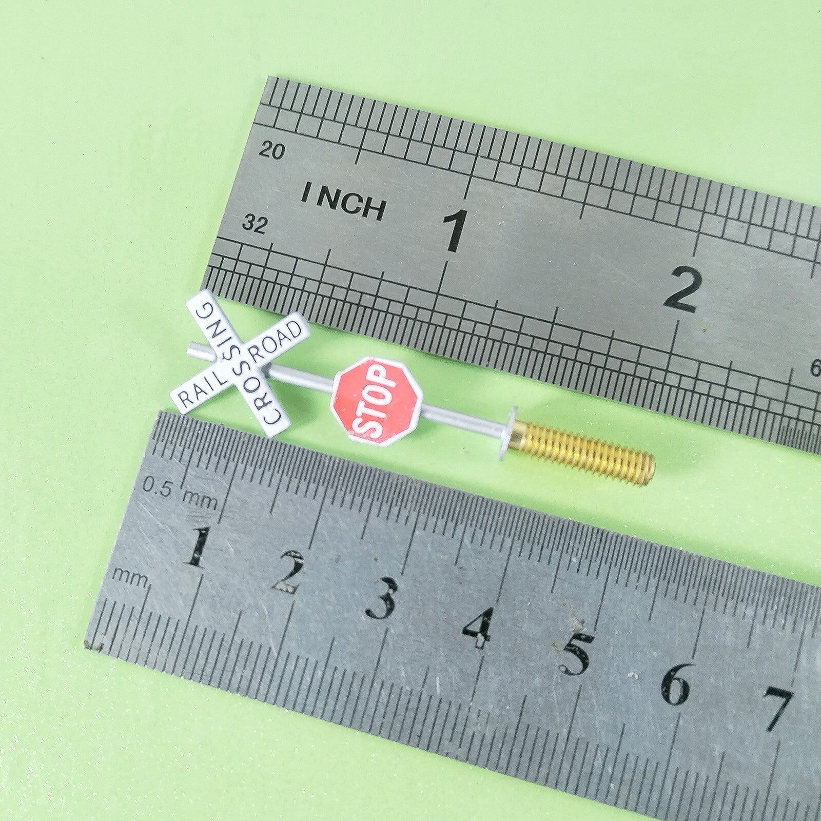 2 x HO scale railroad warning sign stop crossing sign trackside traffic #SC