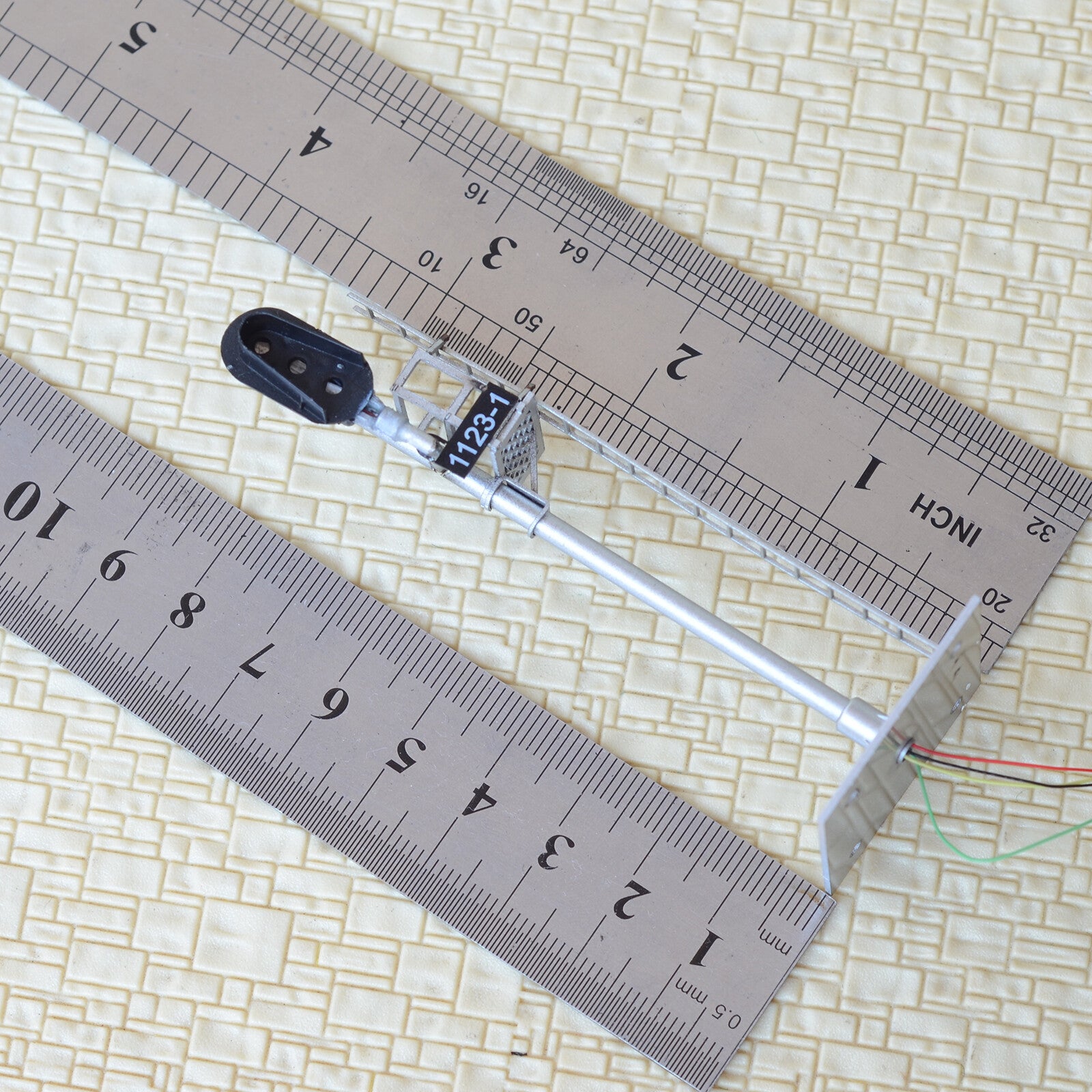 1 x HO scale model 3 colors block signal full sunshield fine metal 1 targets #F1