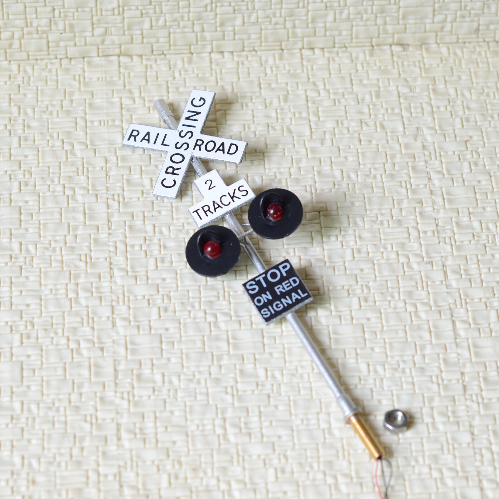 1 x O scale railroad crossing signals LED made 2 target faces 2 tracks gray #S
