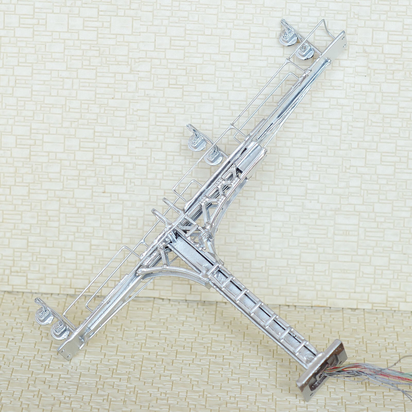 1 x HO OO block searchlight cantilever signal bridge tricolor 3 track tower #S33