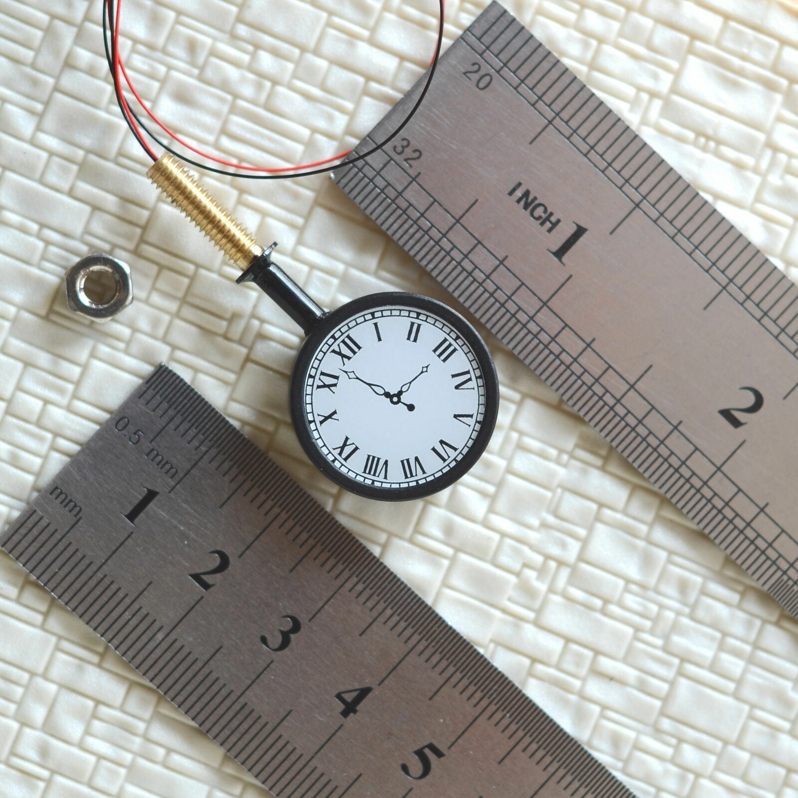 1 x O scale antique station clock platform ceiling LED light illuminated 2 sides