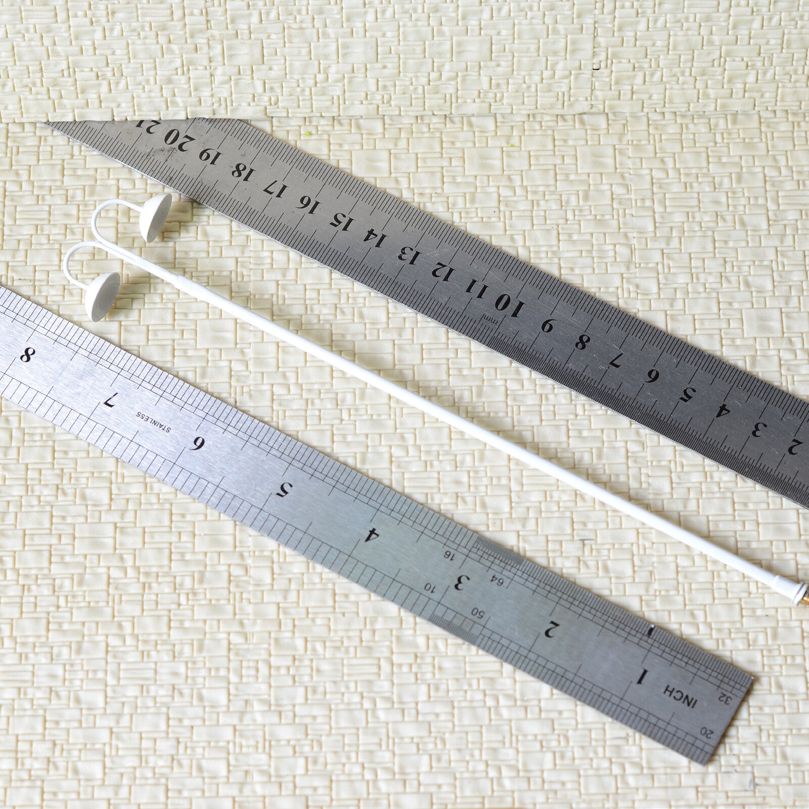 4 x O Scale LED yard light Model train Railroad street station lamp post #702WH