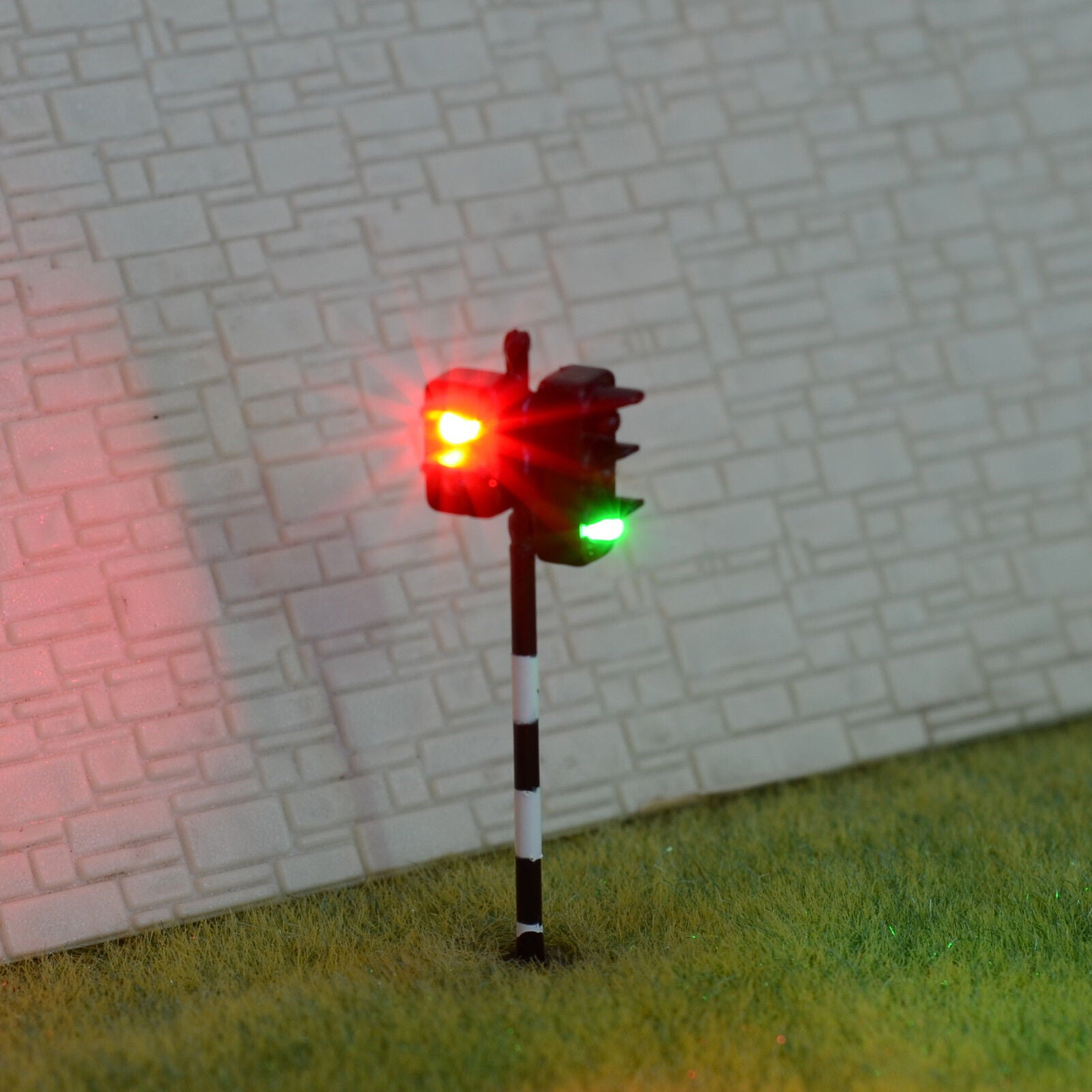2 x traffic signal HO OO model railroad crossing walk LED pedestrian light #ZB23