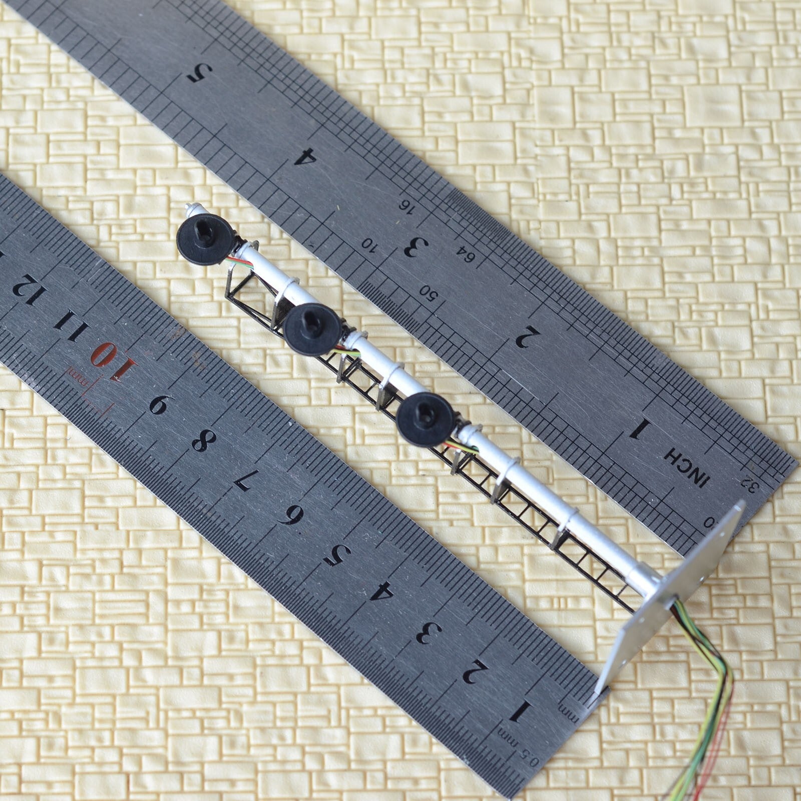 1 x HO scale model railroad 3-colors searchlight signal metal block 3 head #WB13