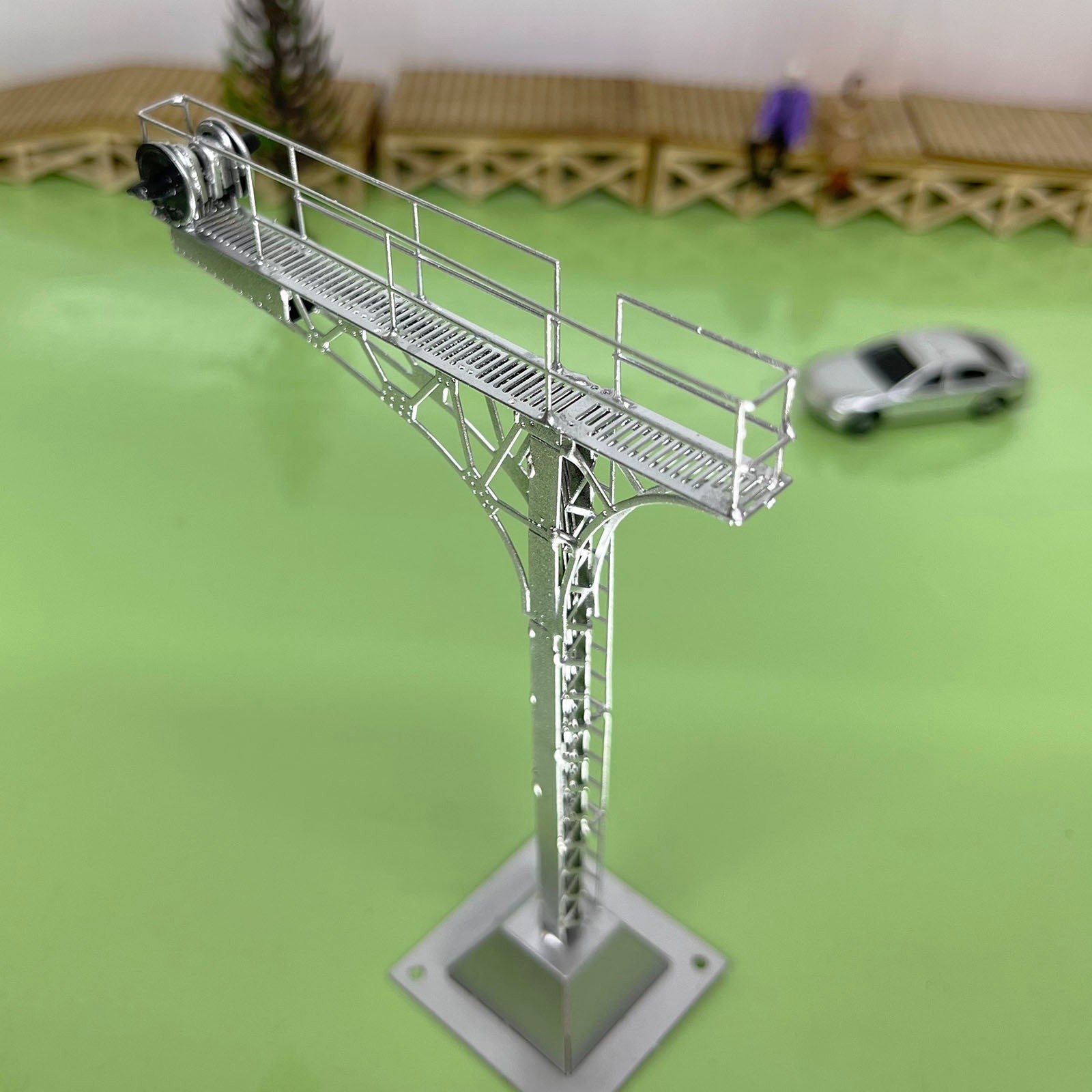 1 x HO scale cantilever LED searchlight signal 2 targets 3-colors metal #SKcs22