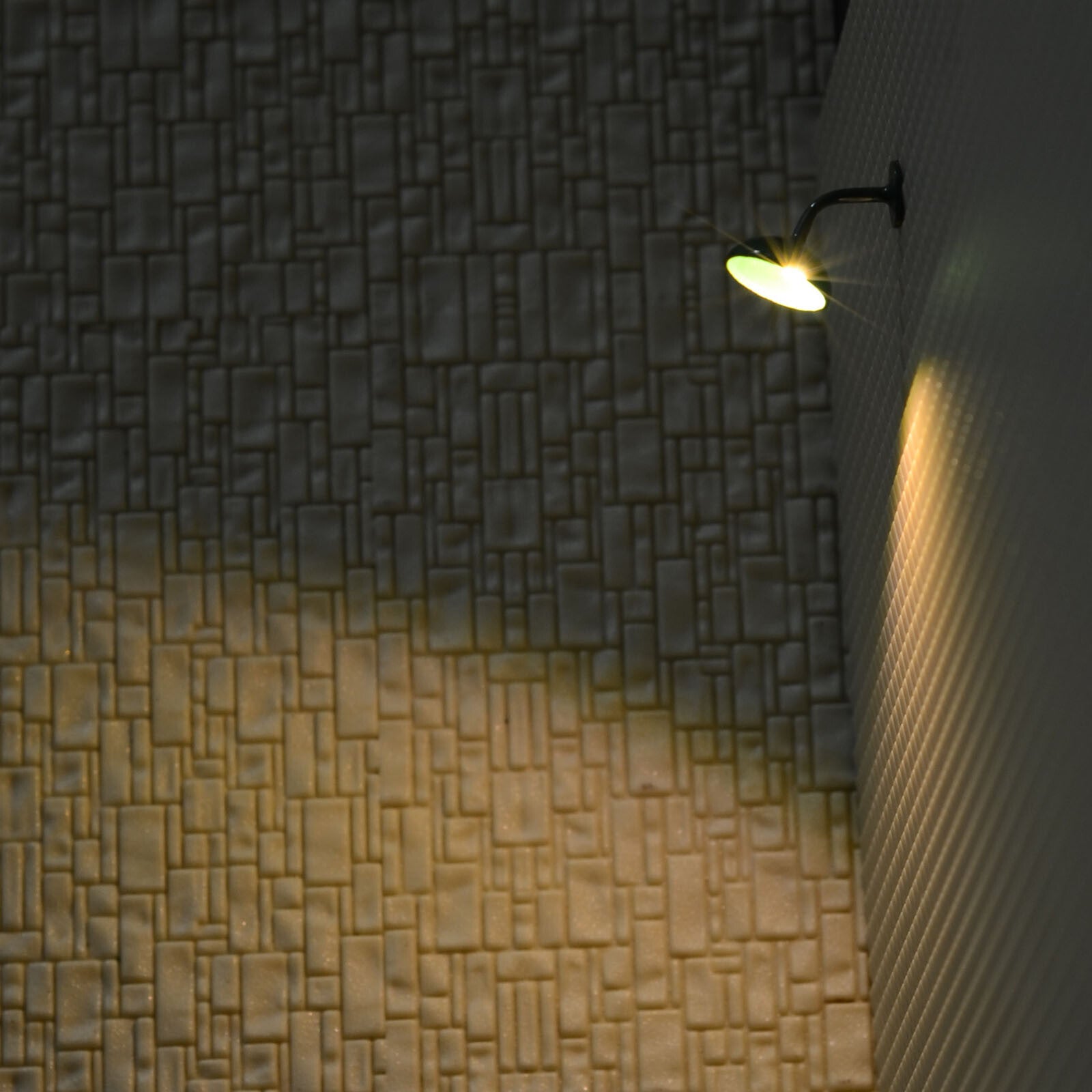 5 x O scale modern street bracket light model LED wall lamp post (P&P) #R2wBG