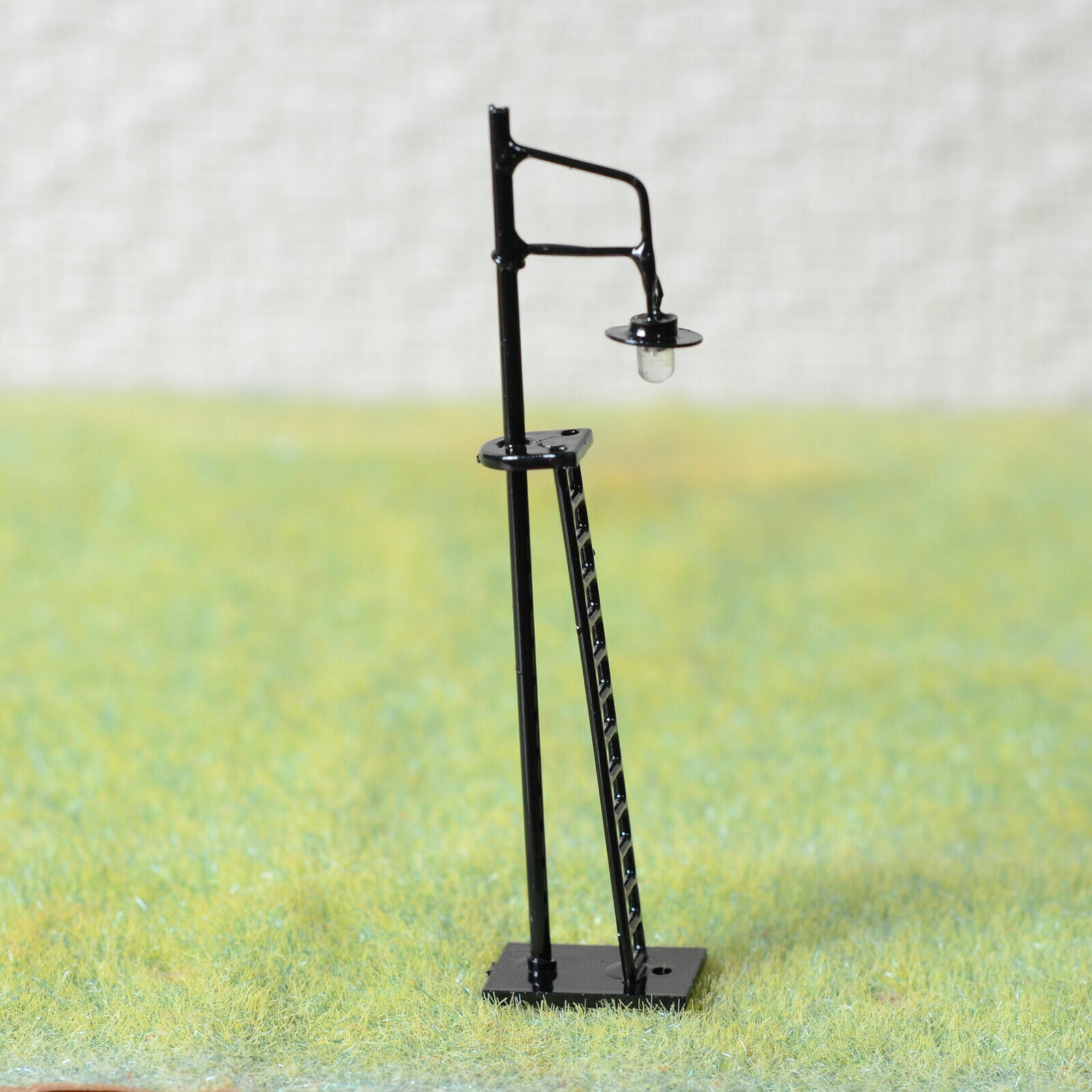 2 x N scale model yard lights lampposts LED road Lamp + free resistors #R42-8W