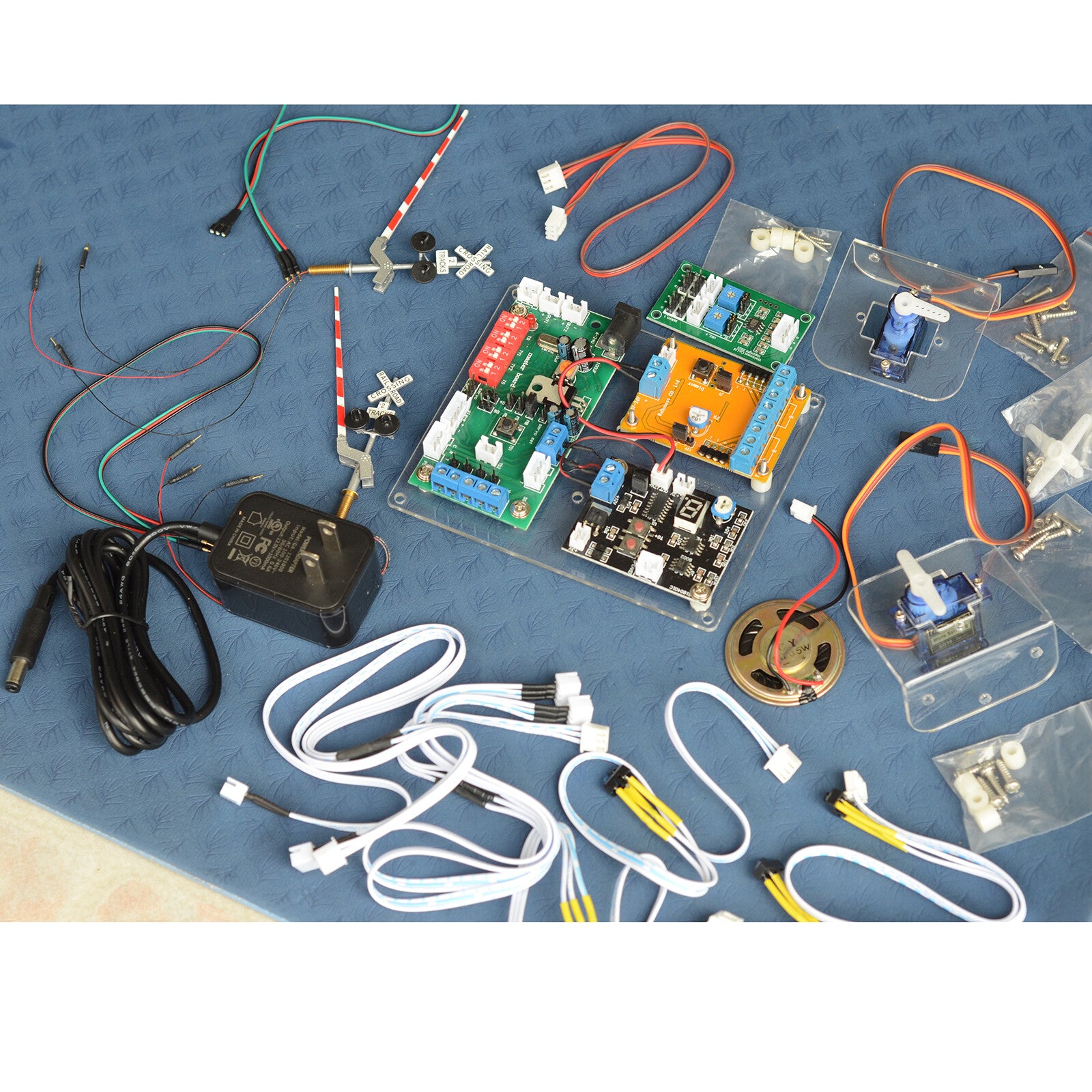 1 x full set HO scale crossing signal moving gate automatic system sound effect