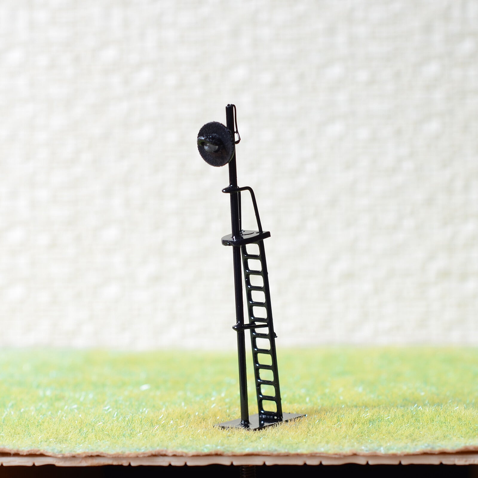 1 x HO scale searchlight block signal model train 2 color LED Red/Green #SS87B2