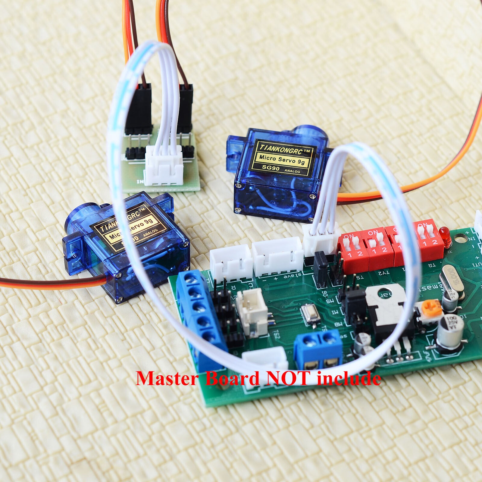 1 x expand board for servo / IR sensors 1 to 4 expanding connector