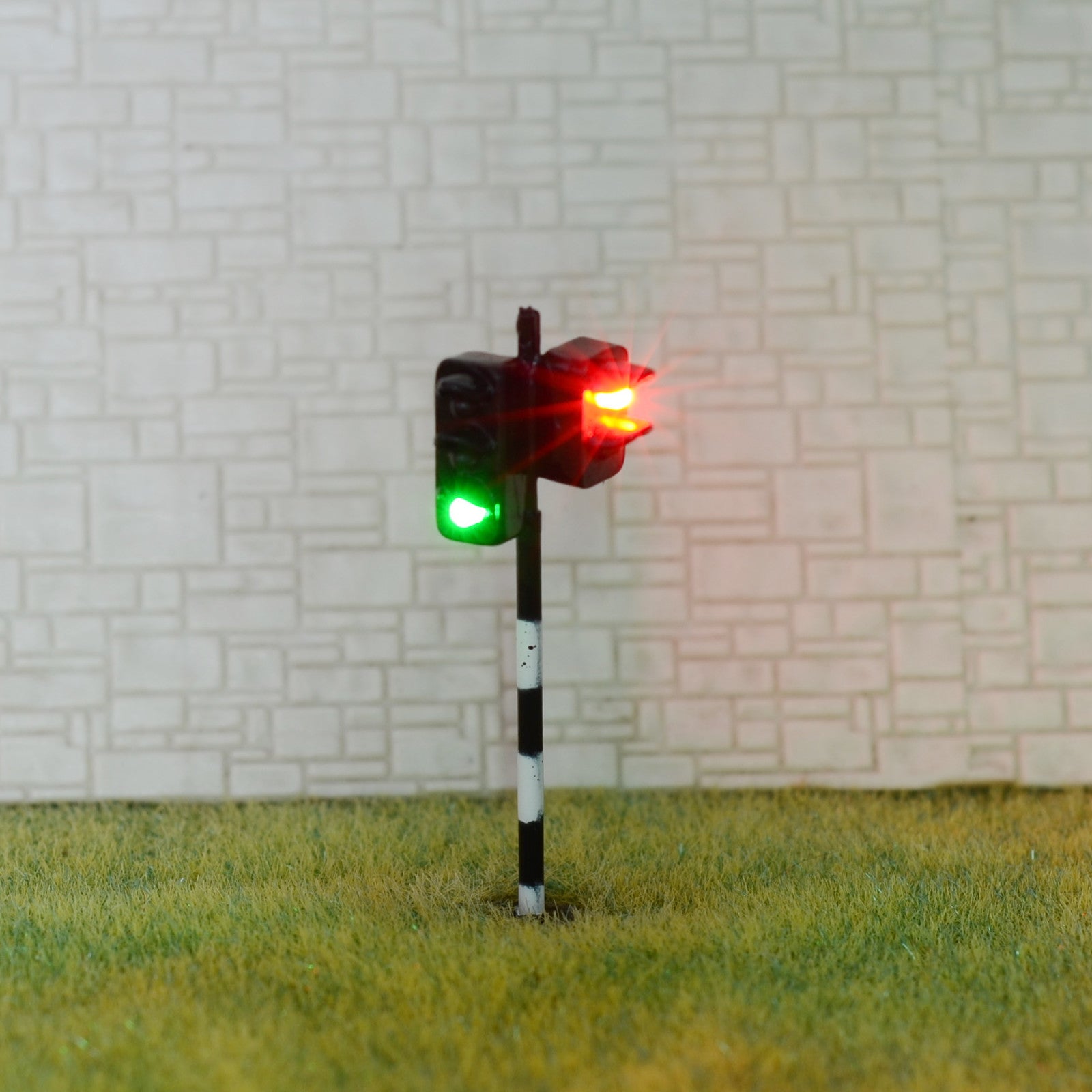 2 x traffic signal lights HO OO model crossing walk LED pedestrian lamps #ZB32
