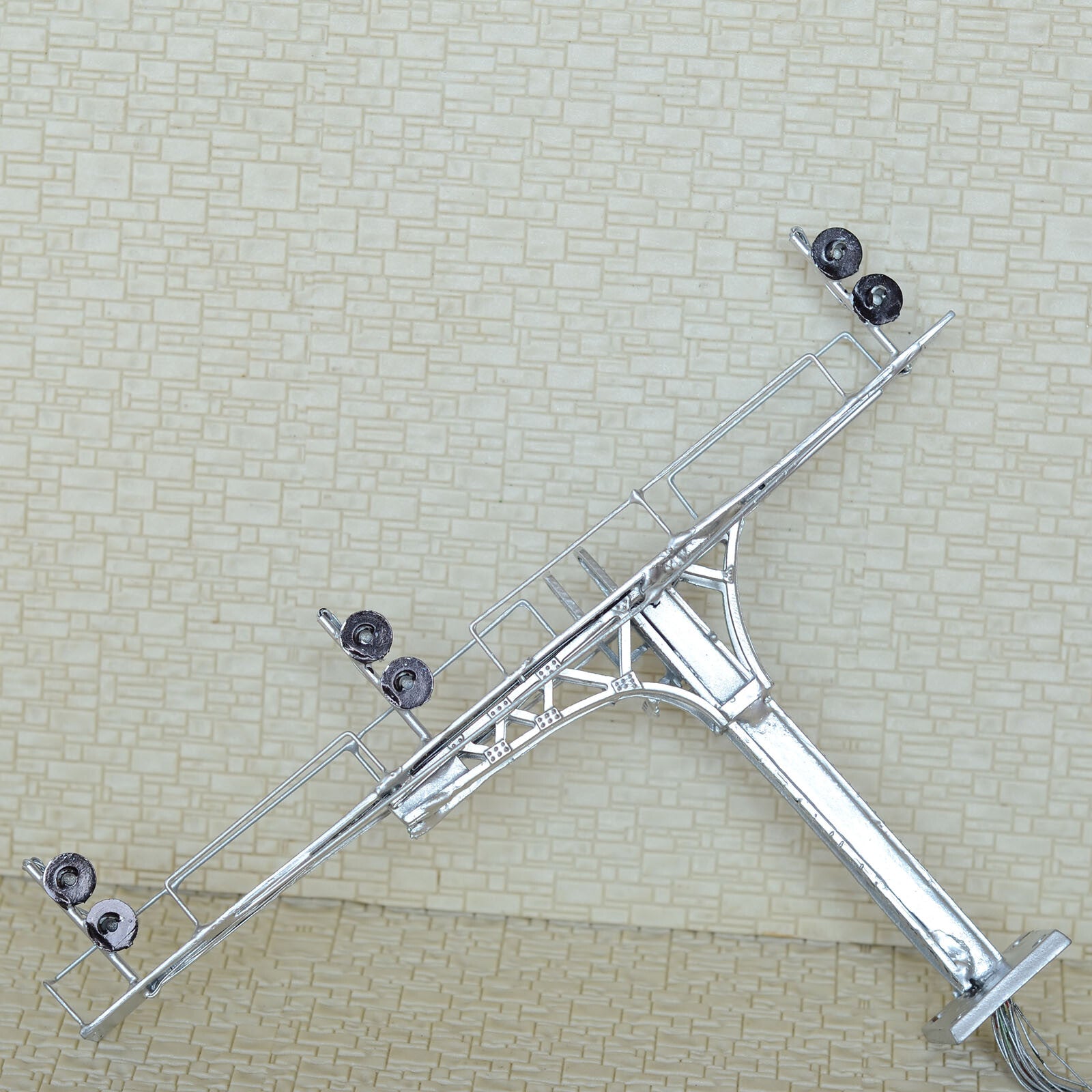 1 x HO OO block searchlight cantilever signal bridge tricolor 3 track tower #S33