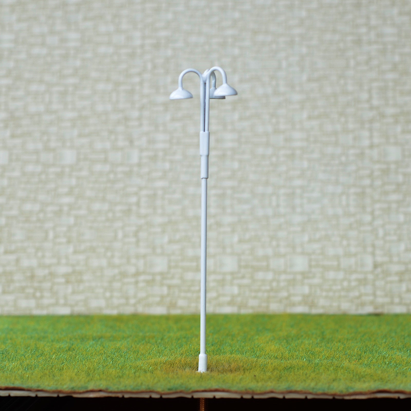 5 x OO / HO scale LED street light Model Train Railroad path lamp post #703WH