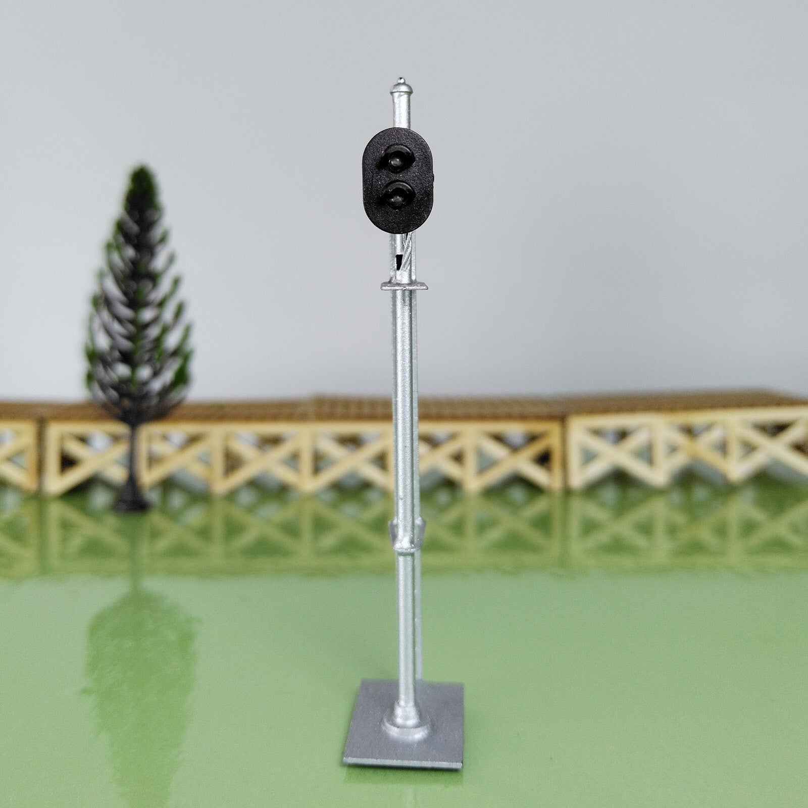 1 x HO scale model railroad 2 aspects block signal LED green/red silver #K02Sr