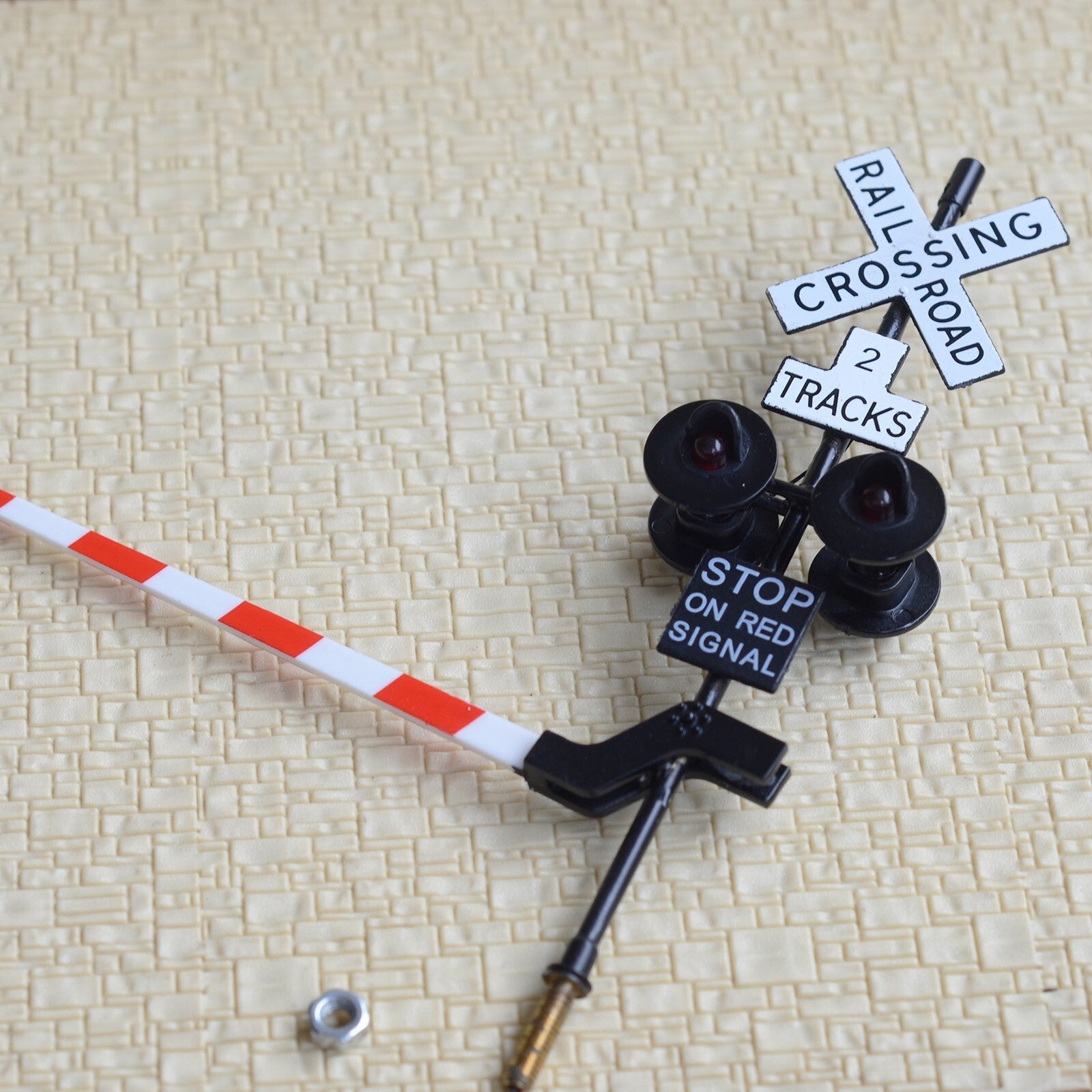 2 x O scale railroad crossing signal gate stop lever 2 tracks + flasher #48B42