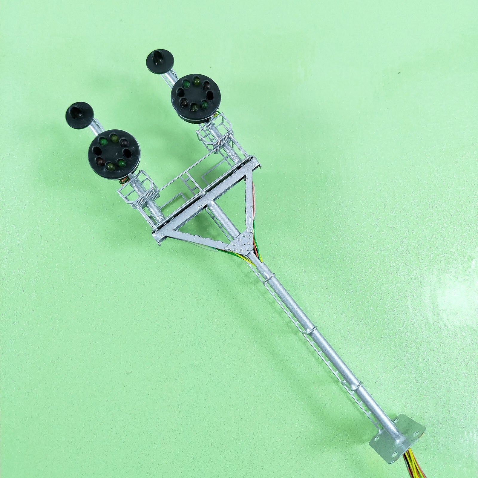 1 x HO scale model railroad tower CPL signal B&O goalpost with bracket #LU1RU1