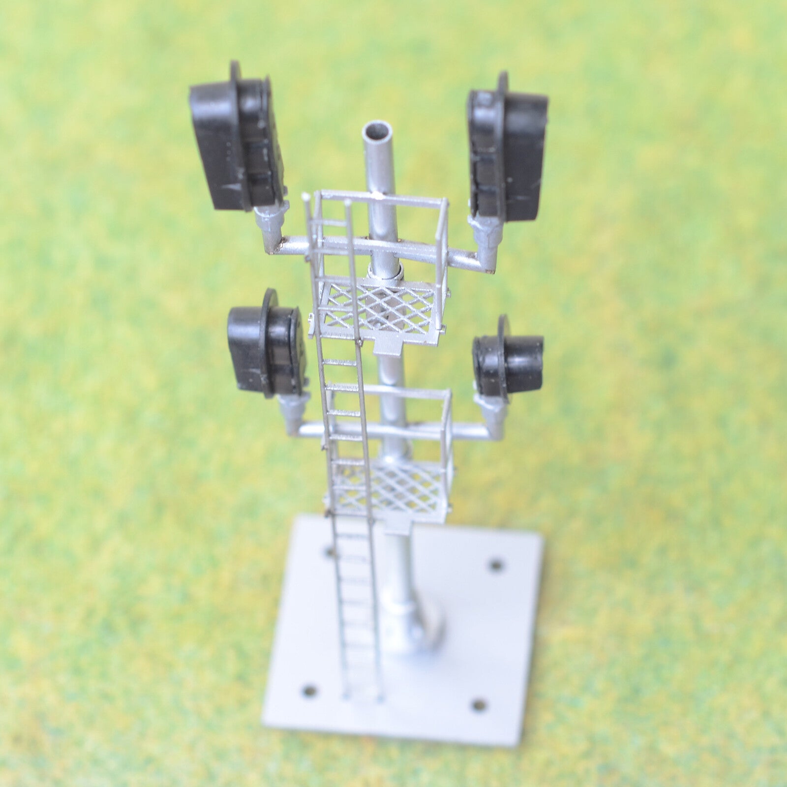 1 x HO scale block signal full sunshield cover 4 heads Darth Vader style #U33D12