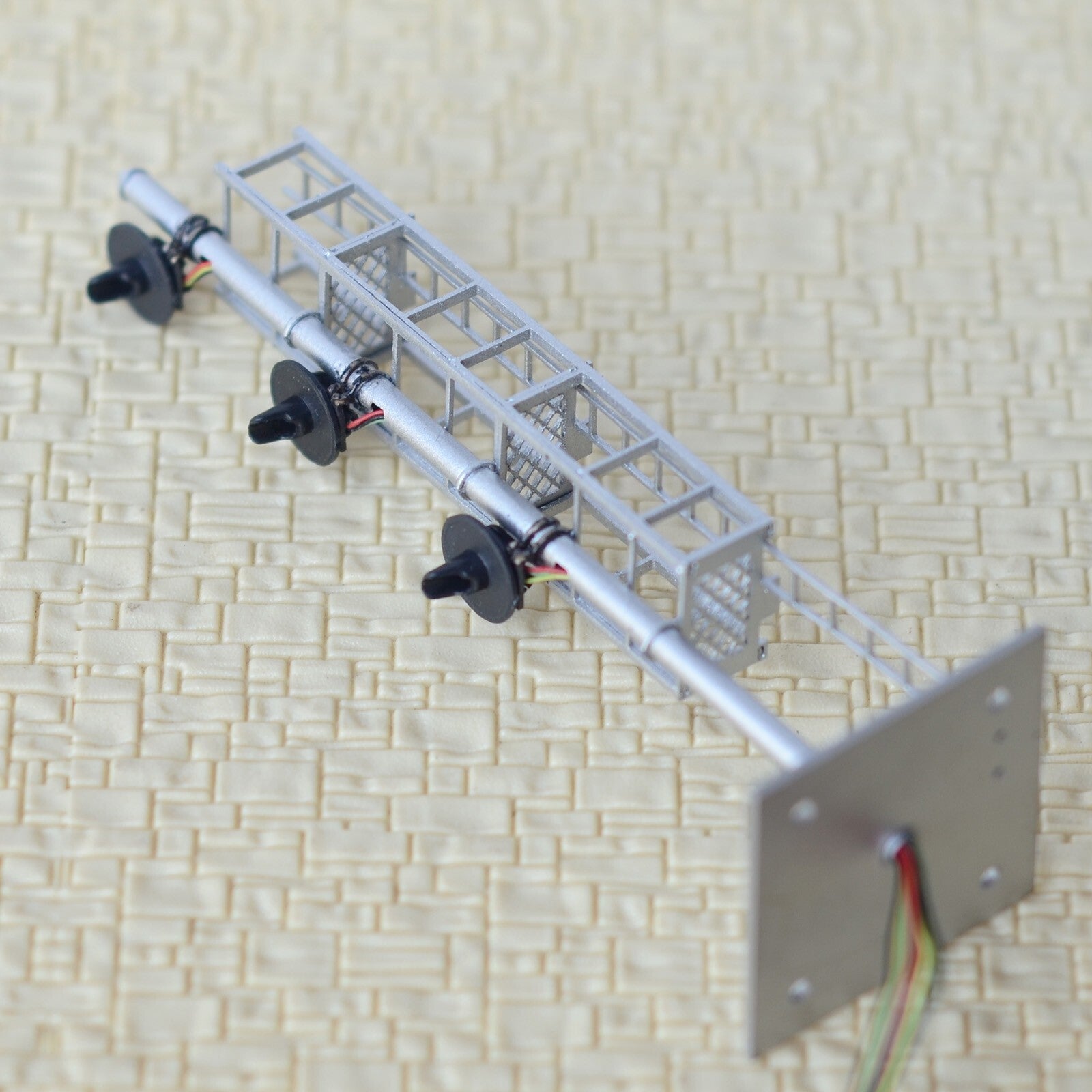 1 x HO scale model 3 colors SMD LED searchlight signal light metal 3 heads #Z3SL