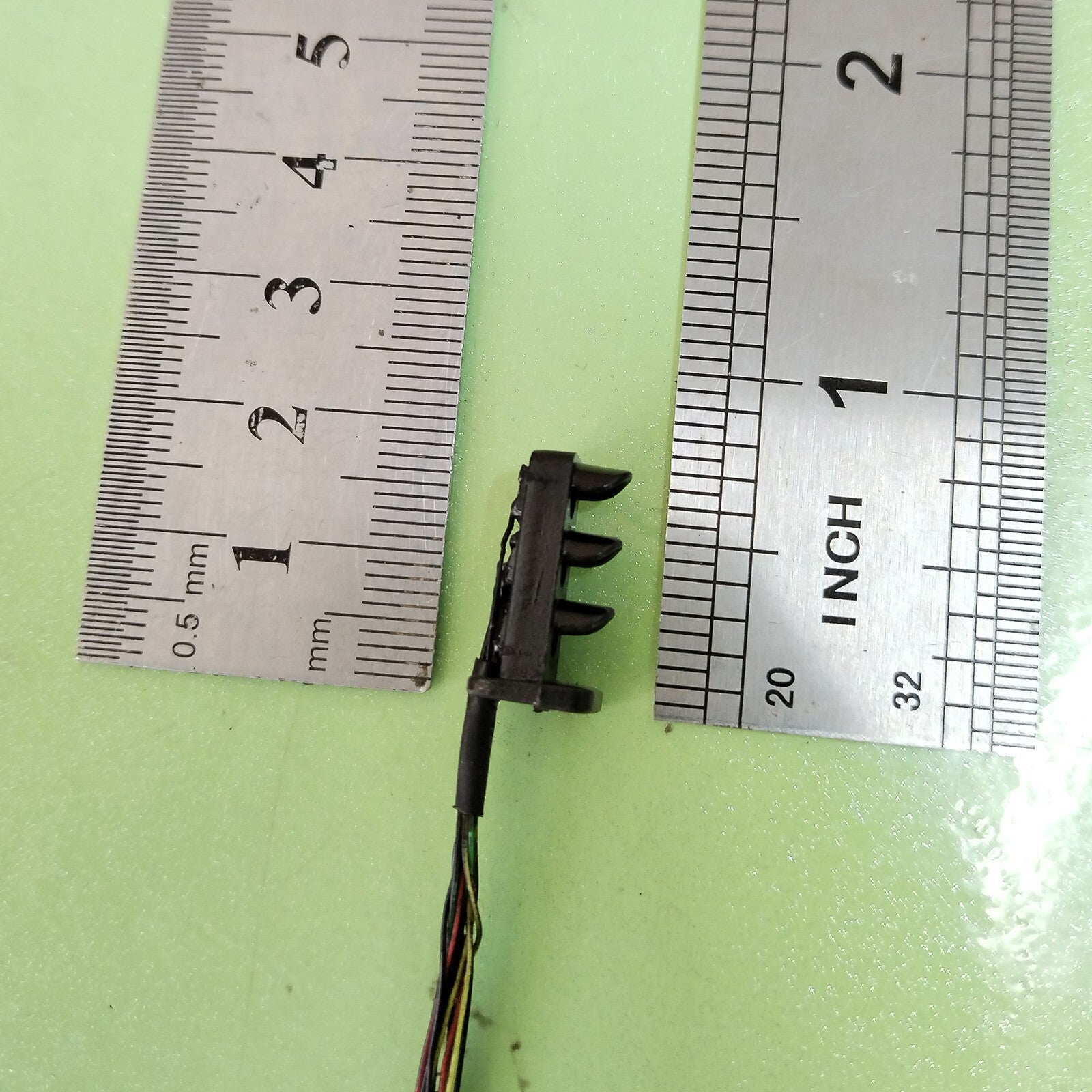 1 x HO scale railroad dwarf searchlight signal ground 3 aspects 3-colors LEDs