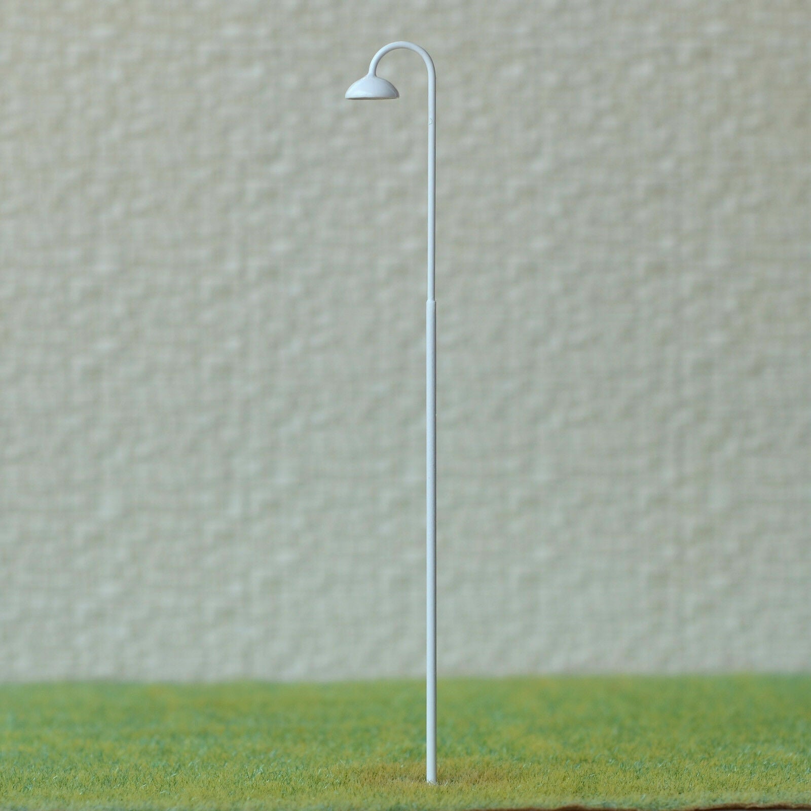 5 x O scale LED street light model train railroad station path lamp post #733WH