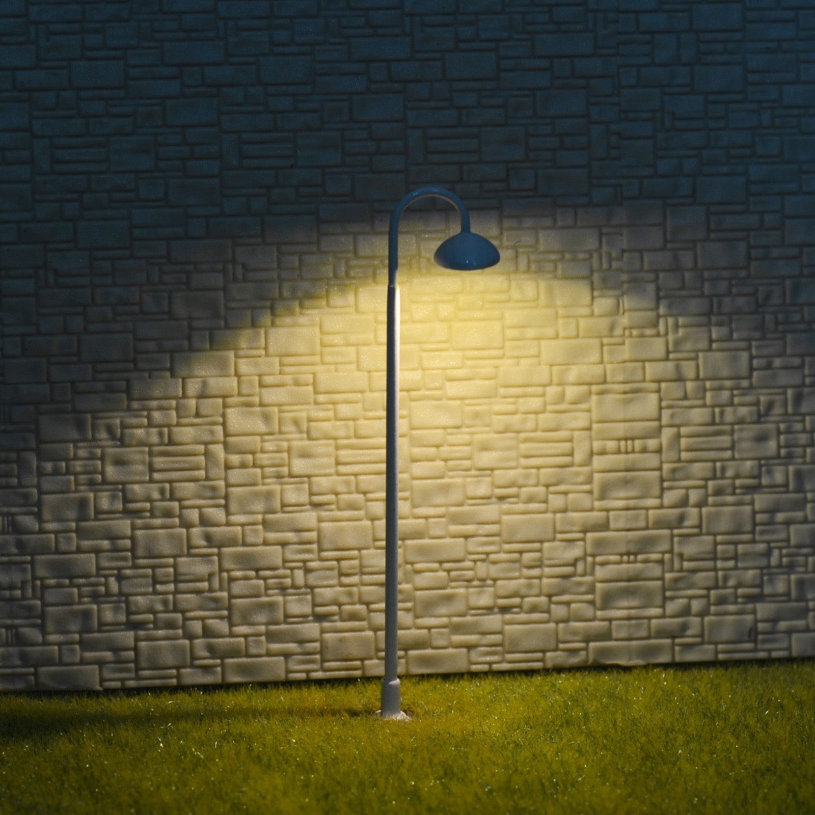 5 x O scale LED station light model train railroad street path lamp post #705sGR