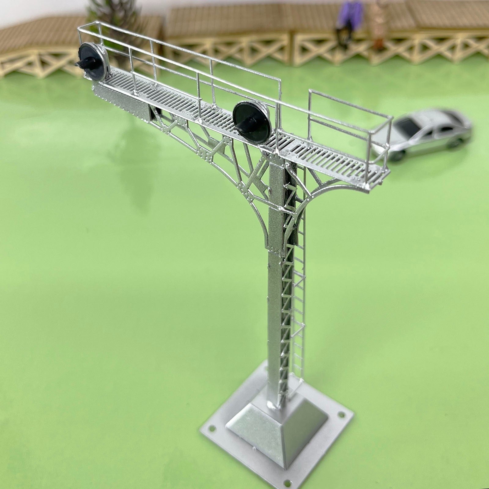 1 x HO scale cantilever LED searchlight signal 2 targets 3-colors metal #SKcs11