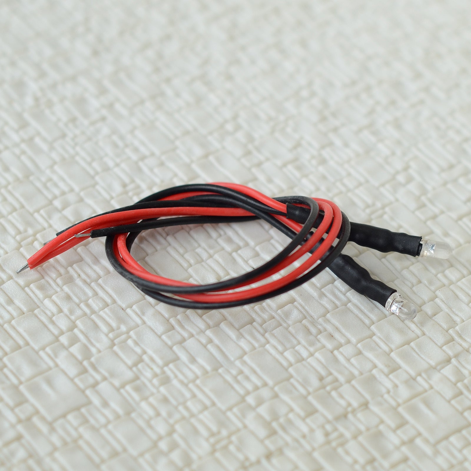 10 x Pre Wired 3mm Clear LEDs Red Light street Lamp post 12V 16V pre soldered