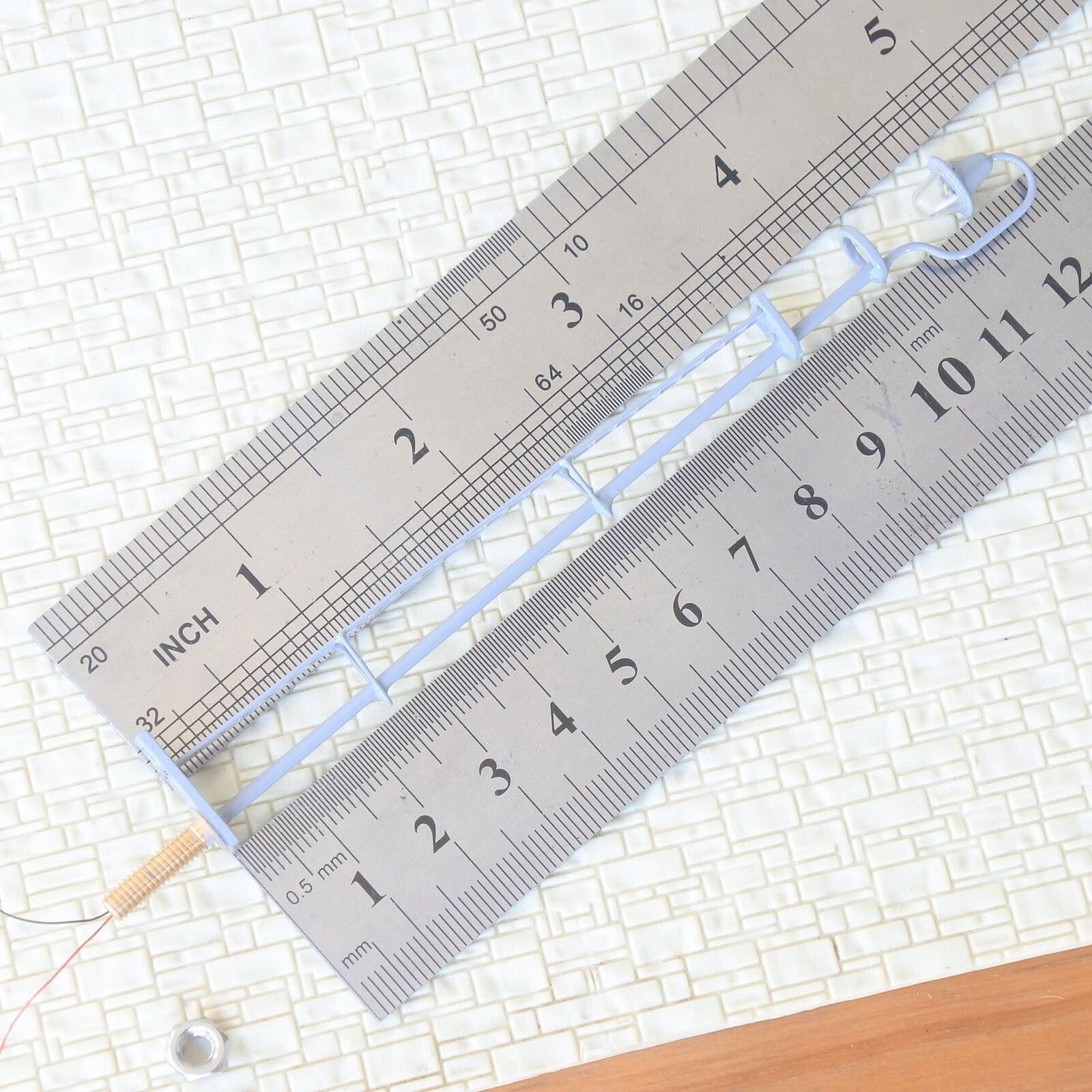 4 x HO scale LED yard light model train railroad street station lamp post #YL42G