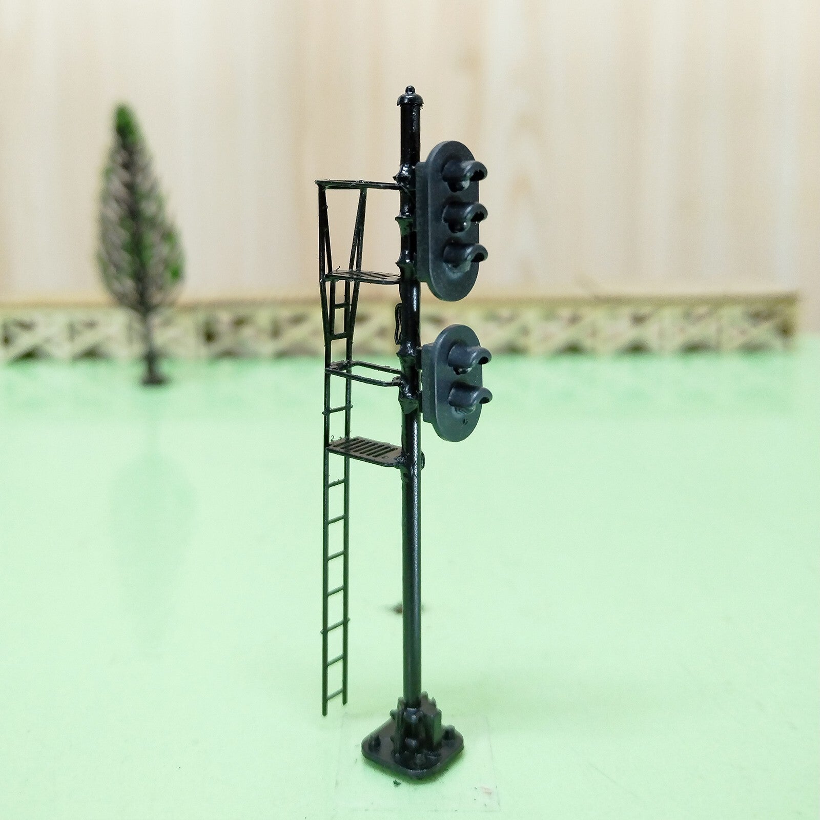 1 x HO scale model railroad 2 heads block signal LED GreenYellowRed light #K32Ky