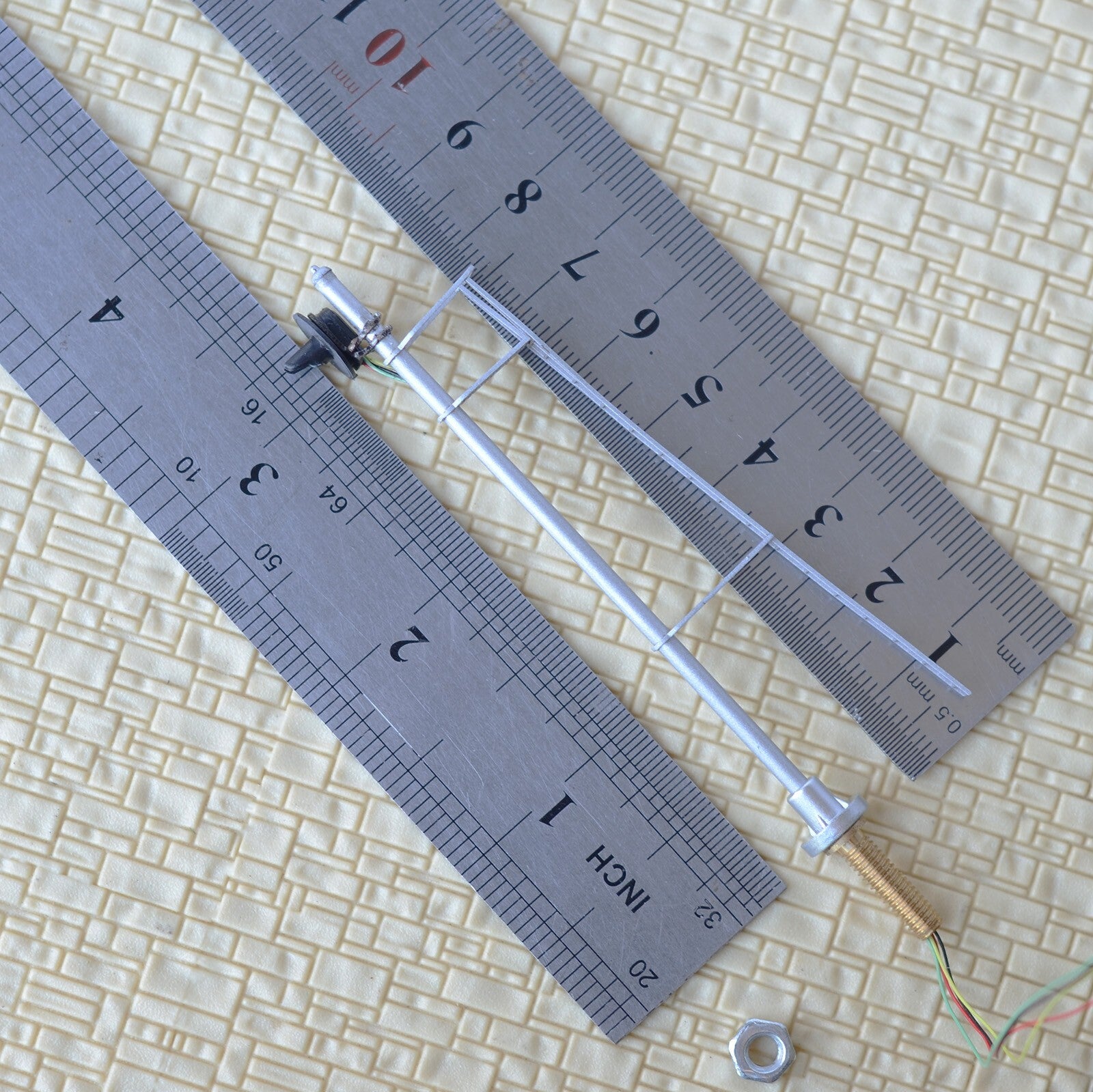 1 x HO scale model railroad 3-colors searchlight signal metal block 1 heads #N11