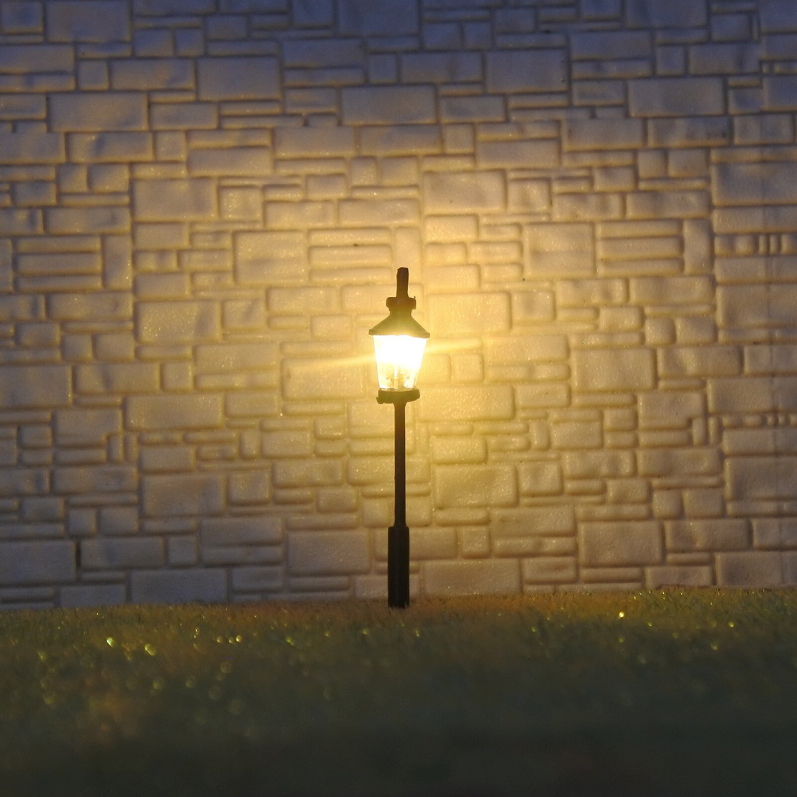 5 x N scale LED antique street light model railroad path lamp post #S0108N