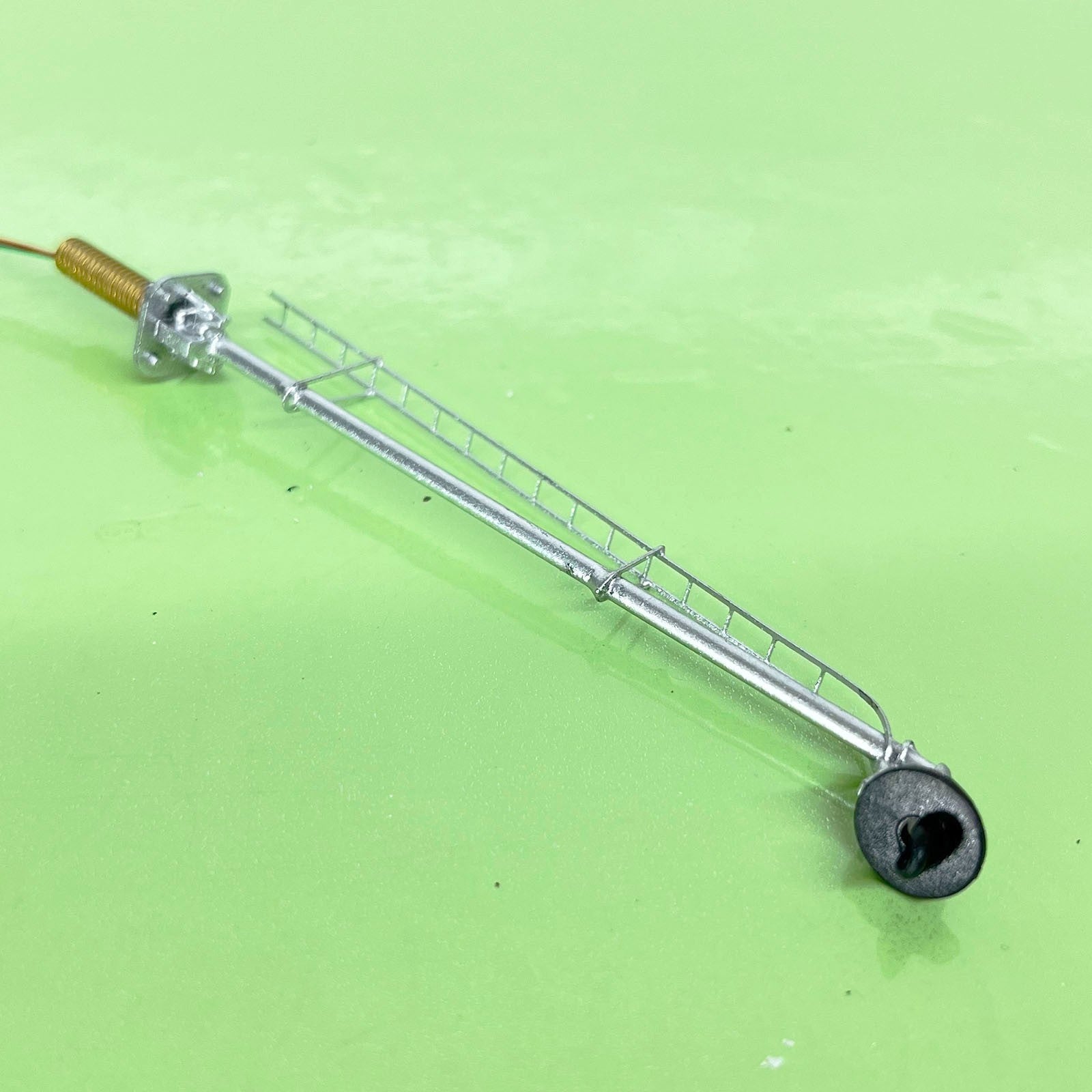 1 x HO scale model railroad tri-color searchlight signal LED metal #DL01skSL