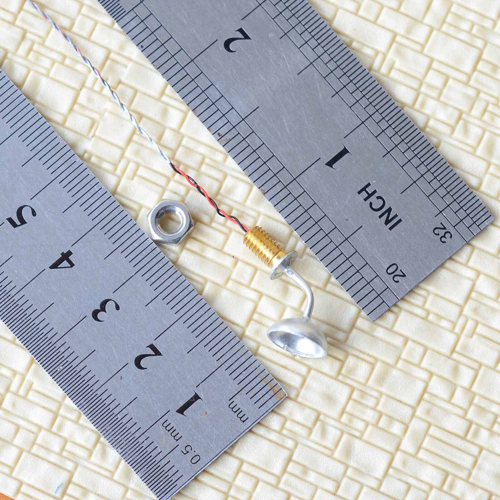 5 x O scale modern street wall lights model LED bracket lamp post (PNP) #R2wSL