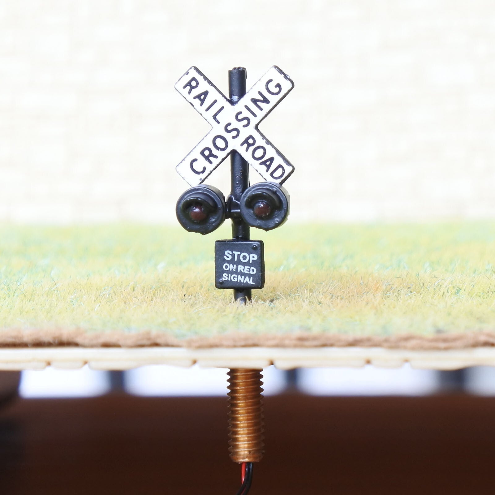 1 x N scale railroad grade crossing signal light 2 track sign LED made #csnBL6