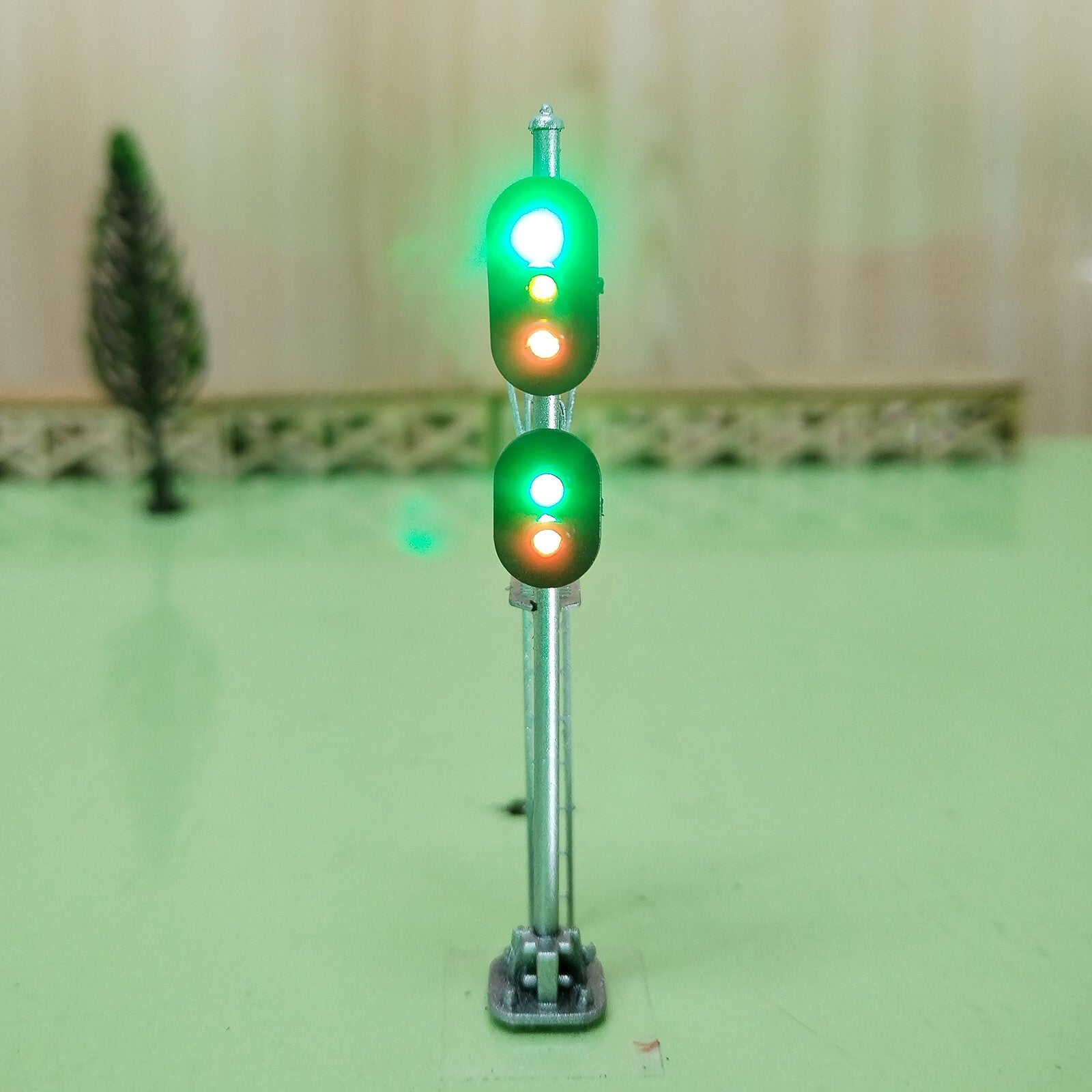 1 x HO scale model railroad 2 heads block signal LED GreenYellowRed light #K32Ky